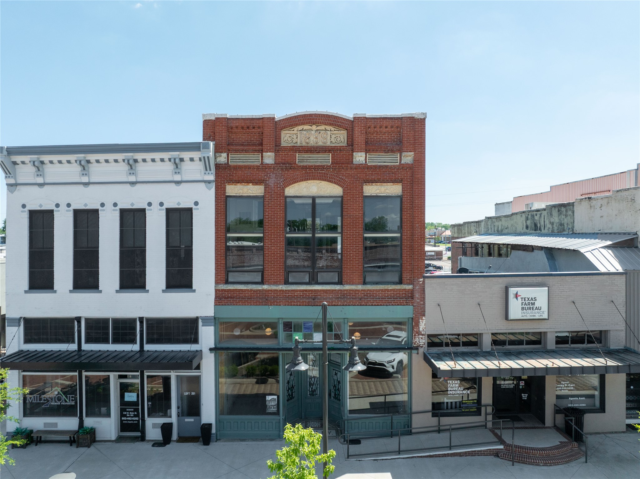 120 W Main Street Denison TX 75021