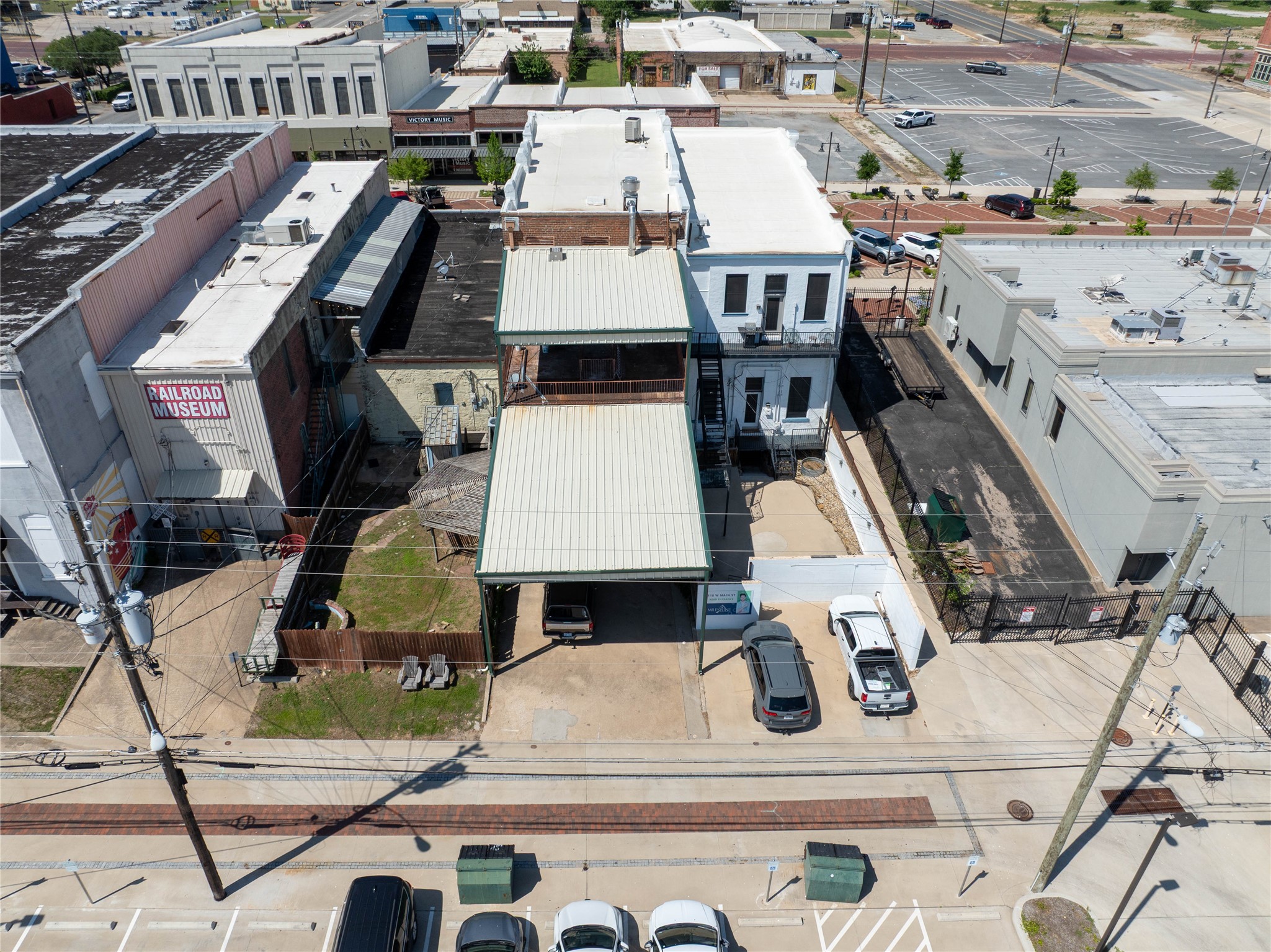 120 W Main Street Denison TX 75021