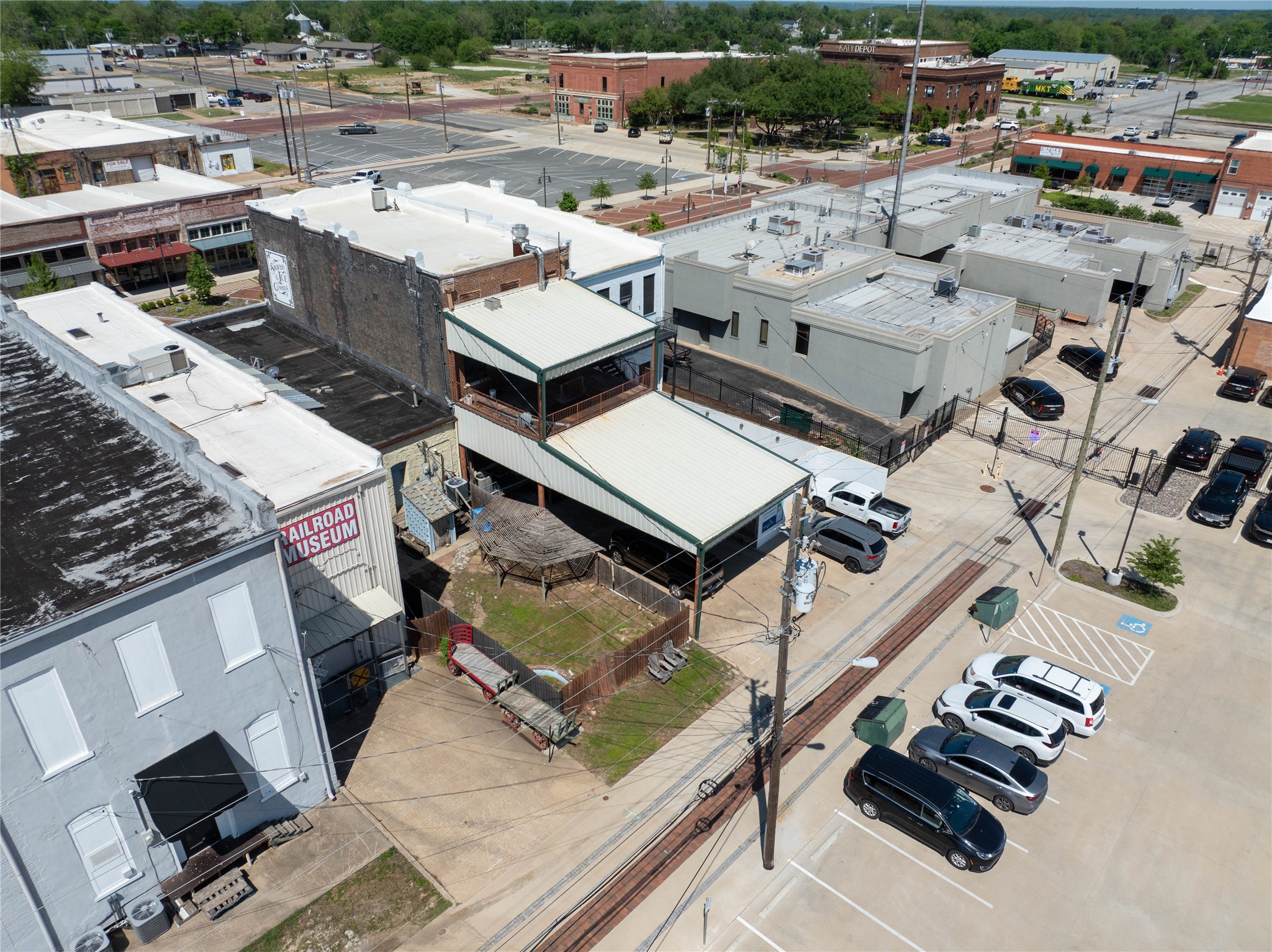 120 W Main Street Denison TX 75021