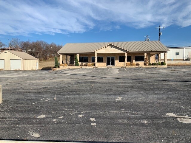 1205 Hovey Street Bridgeport TX 76426