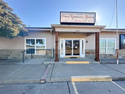 1905 W Ennis Avenue Ennis TX 75119