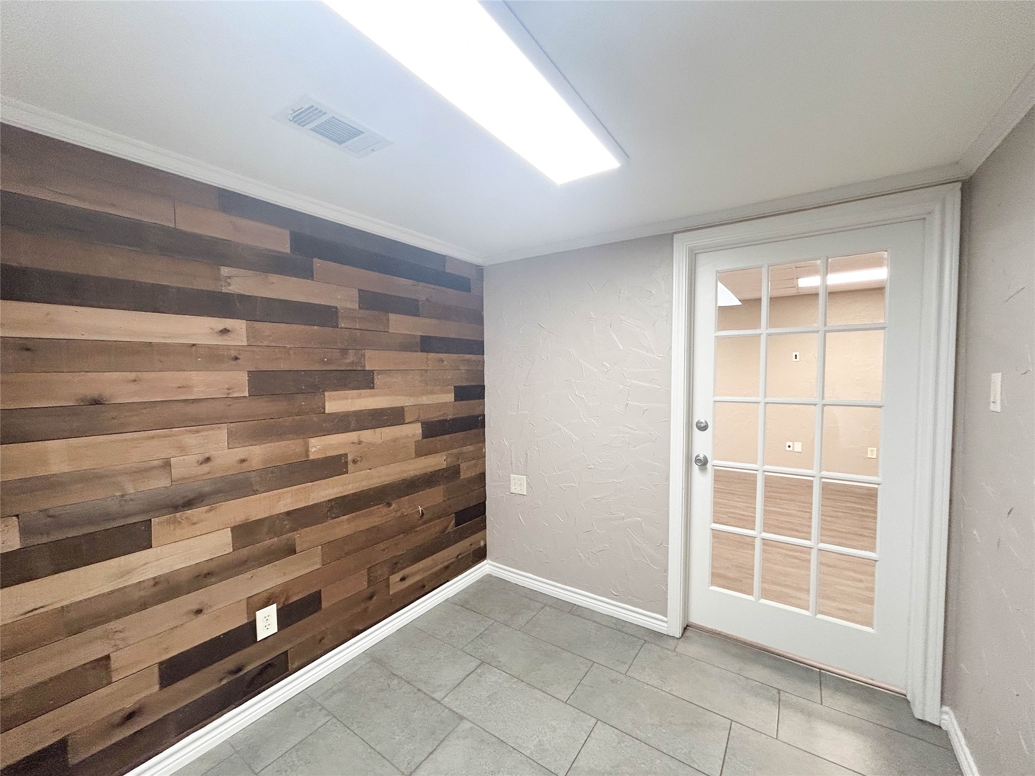1905 W Ennis Avenue Ennis TX 75119