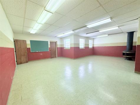 213 N Burnett Avenue Denison TX 75020