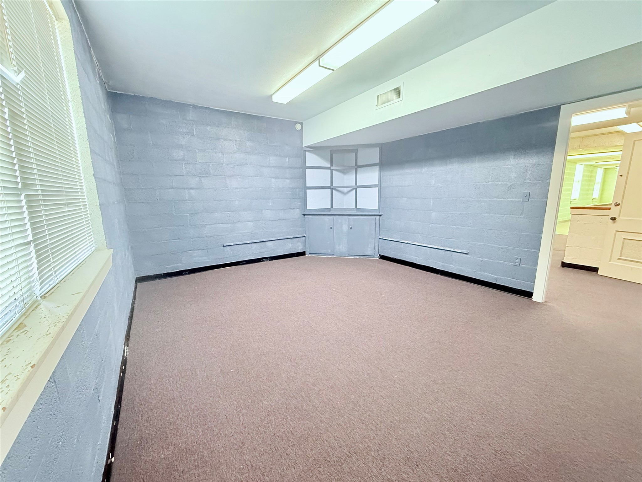 213 N Burnett Avenue Denison TX 75020
