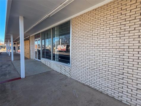 210 S Armstrong Avenue Denison TX 75020