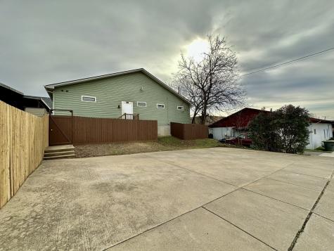 115 E College Street Sherman TX 75090