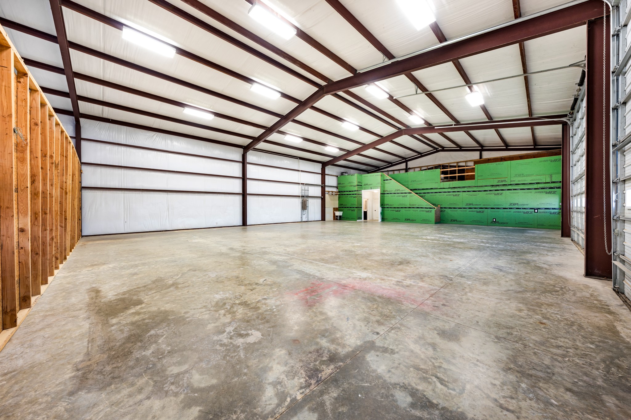 11639 E Highway 175 Kemp TX 75143