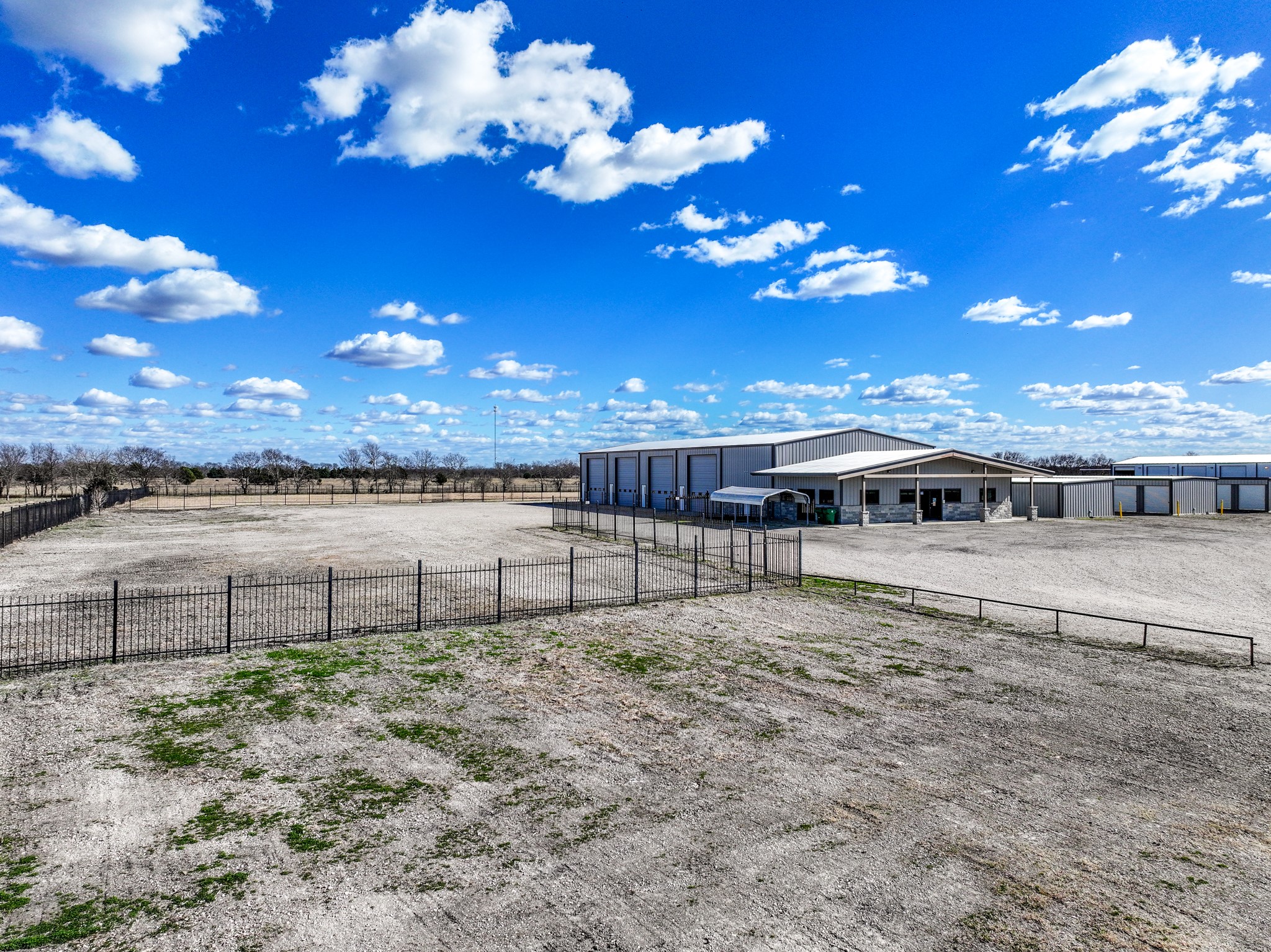 11639 E Highway 175 Kemp TX 75143