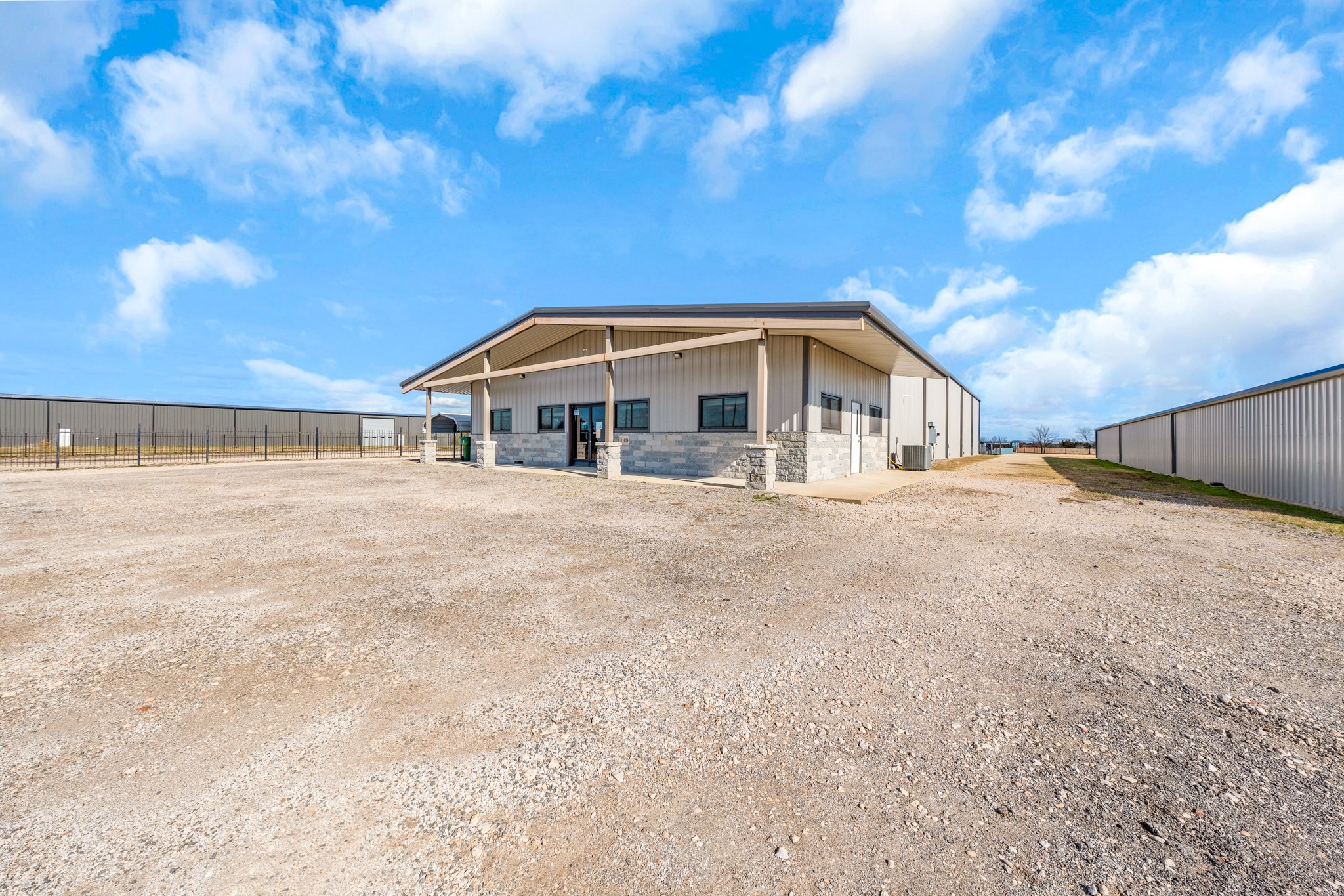 11639 E Highway 175 Kemp TX 75143