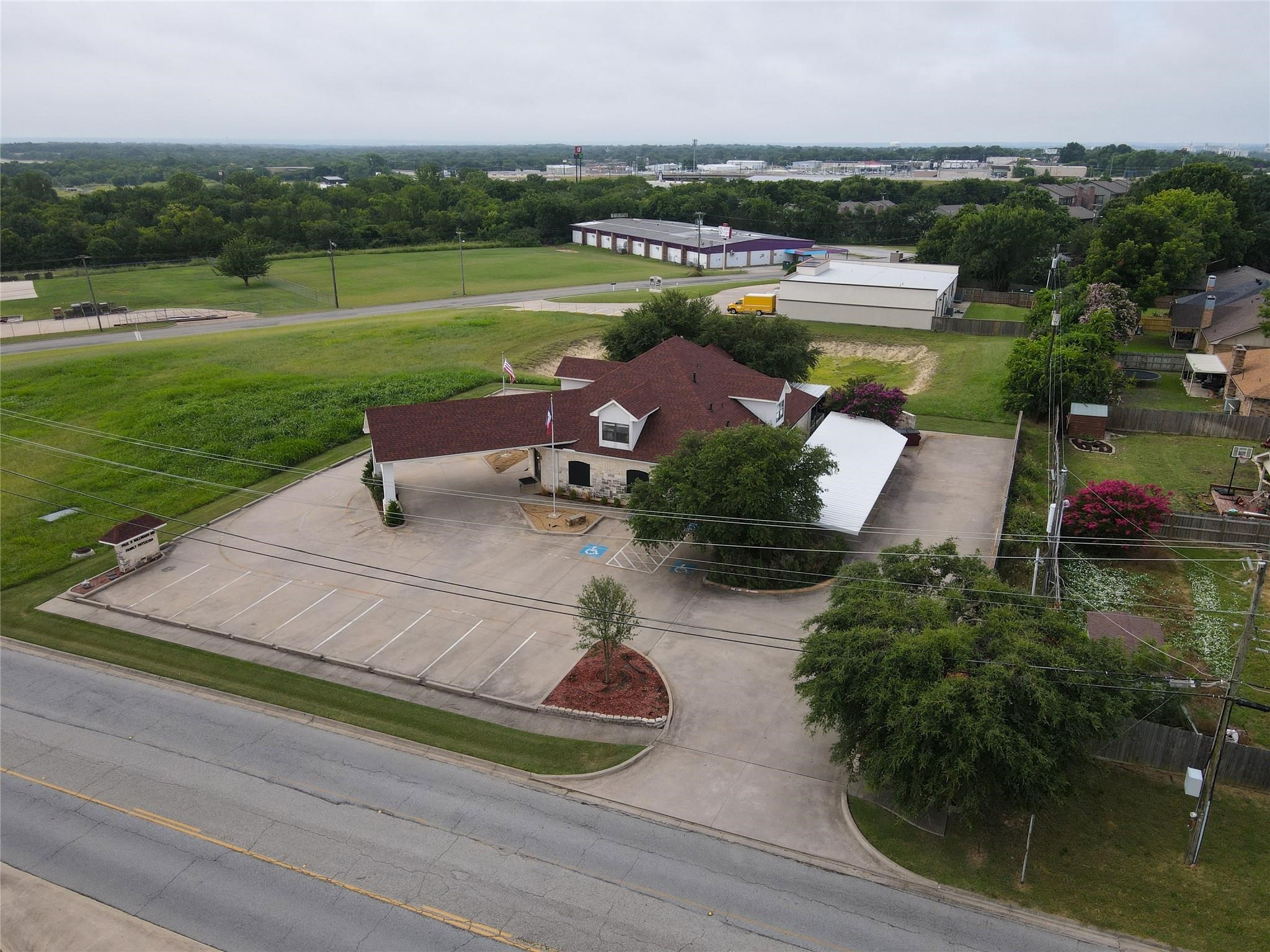 1700 Gallagher Drive Sherman TX 75090