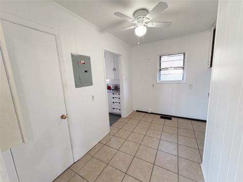 100 E Pecan Street Gunter TX 75058