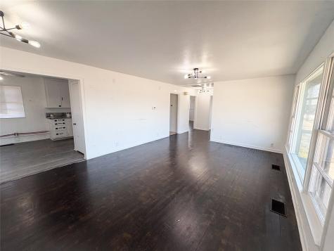 100 E Pecan Street Gunter TX 75058