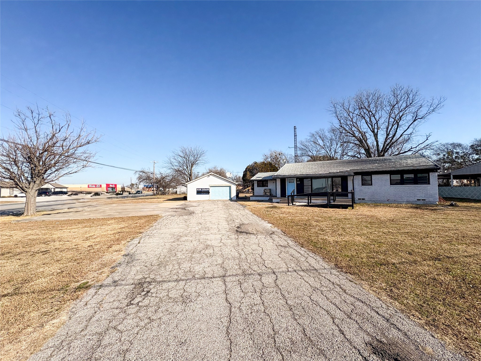 100 E Pecan Street Gunter TX 75058