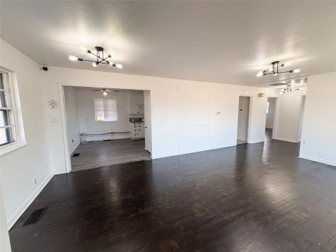 100 E Pecan Street Gunter TX 75058
