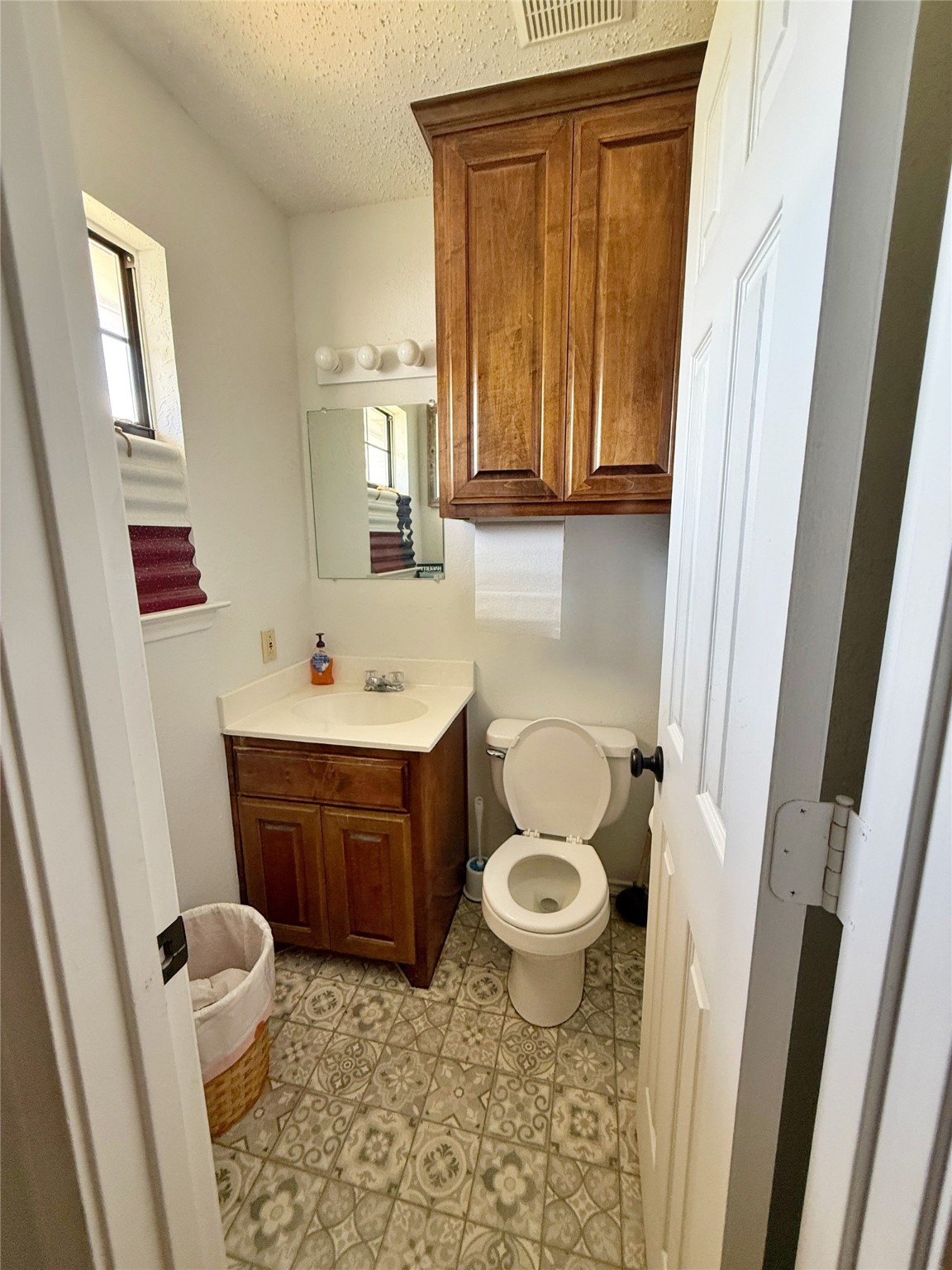 1013 S Highway 377 Pilot Point TX 76258
