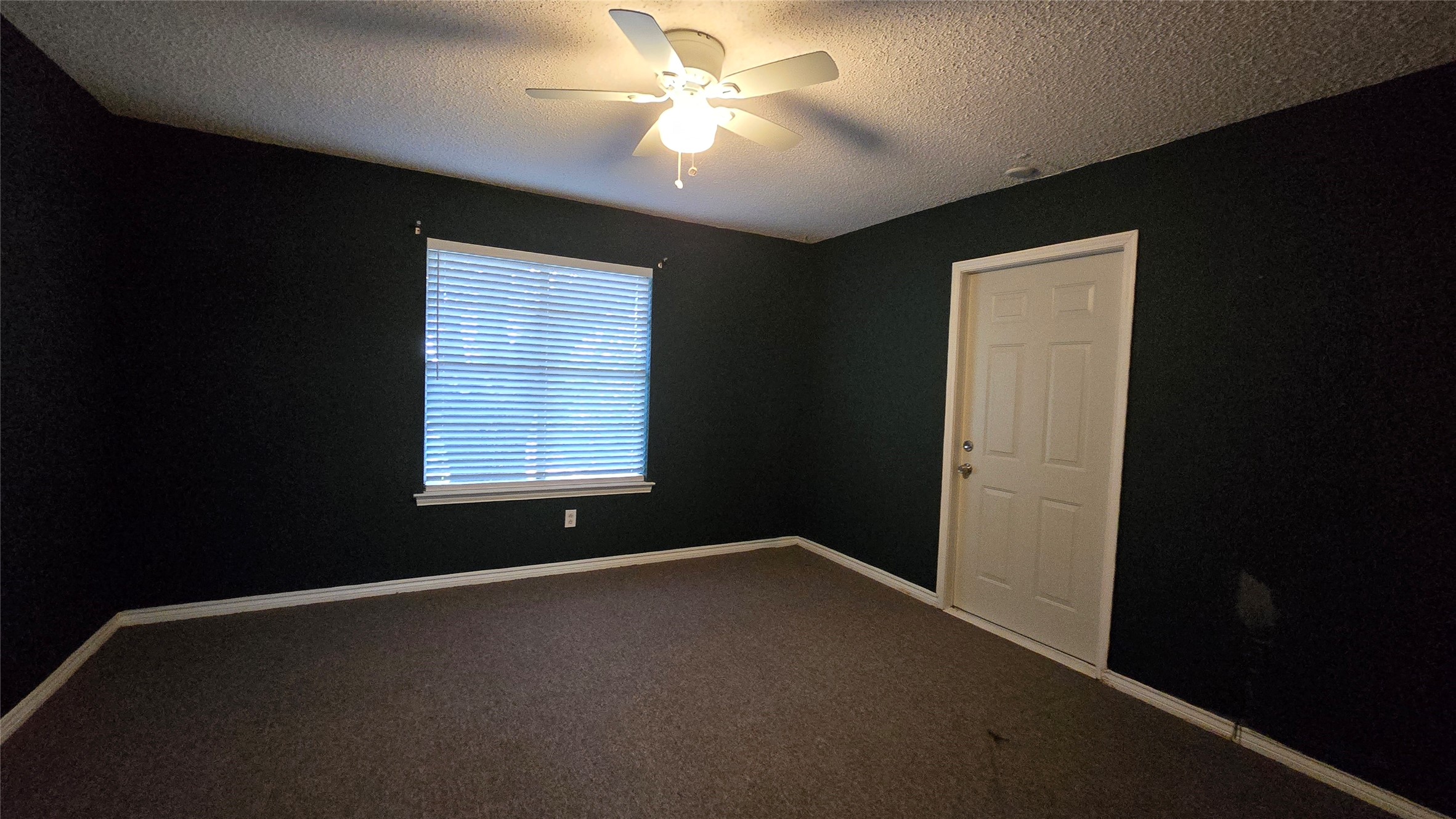 7905 Liberty Grove Rowlett TX 75089