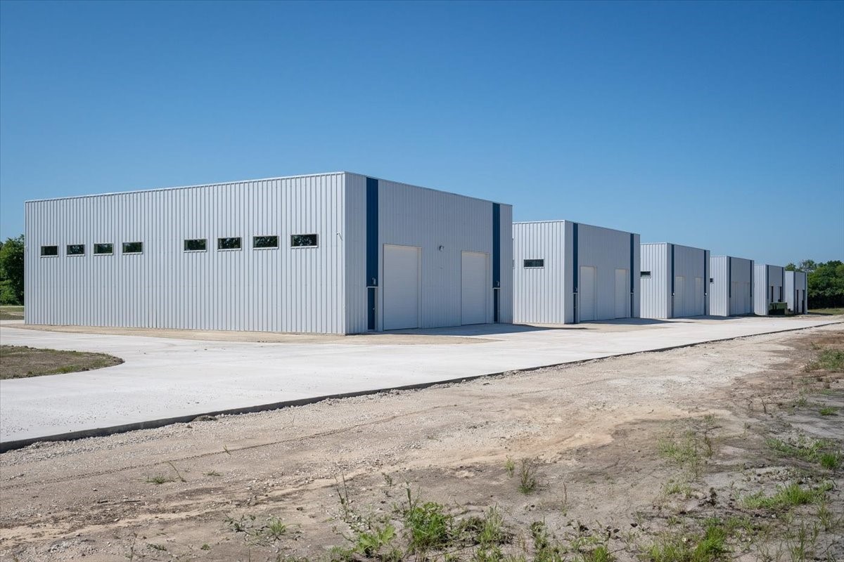 9020 S State Highway 121 Trenton TX 75418