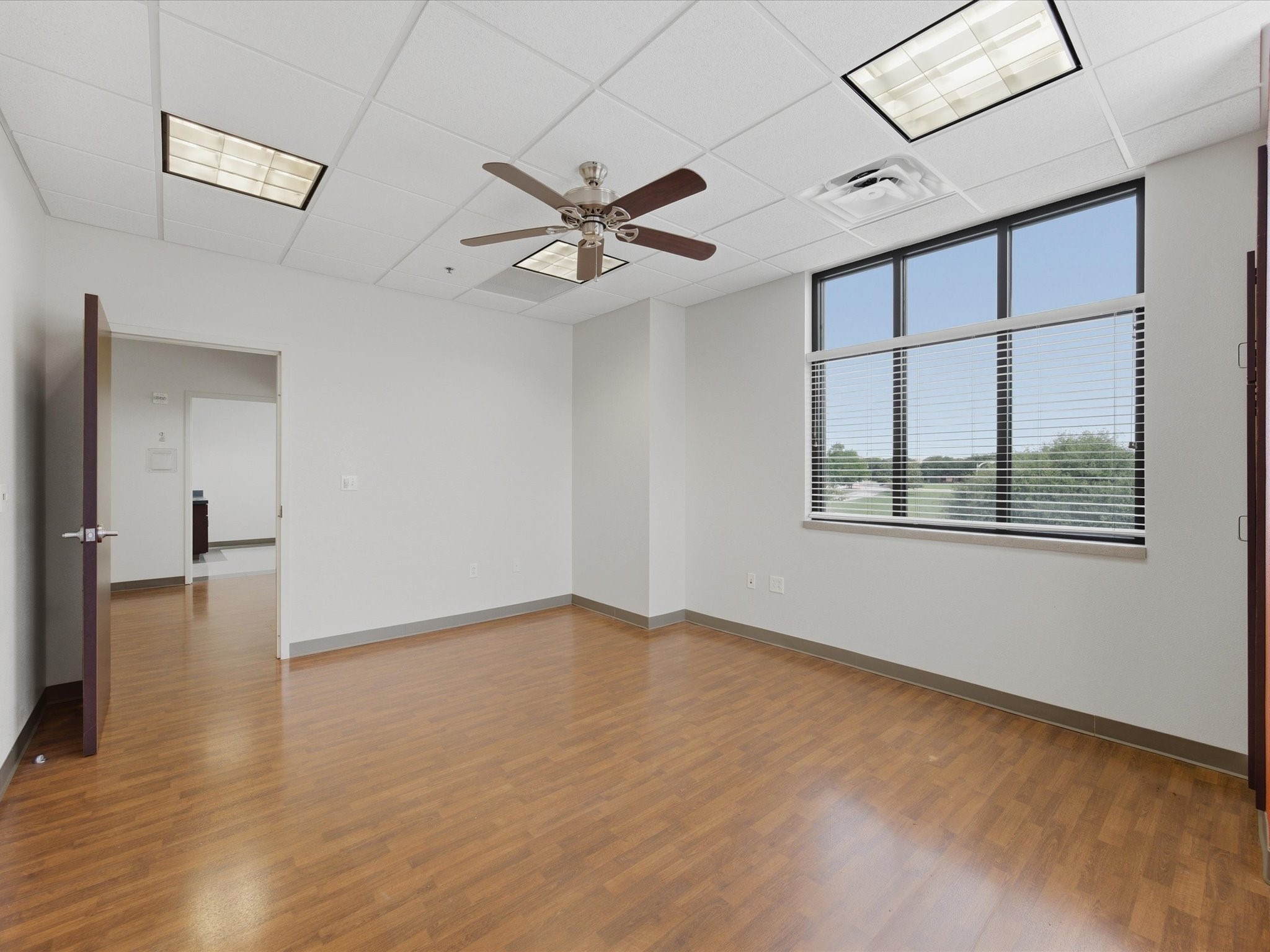 809 W Harwood Road Hurst TX 76054