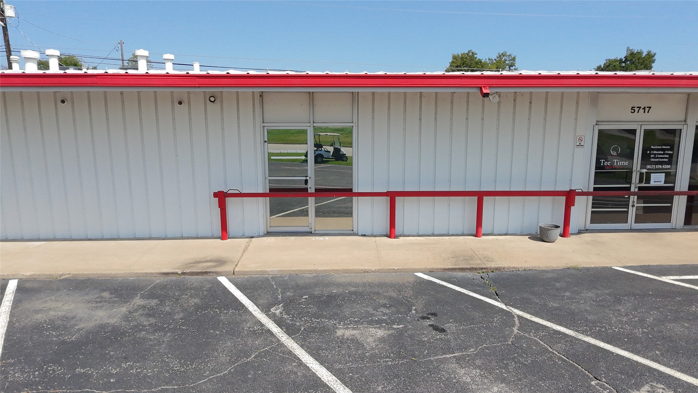 5717 Airport Freeway Haltom City TX 76117