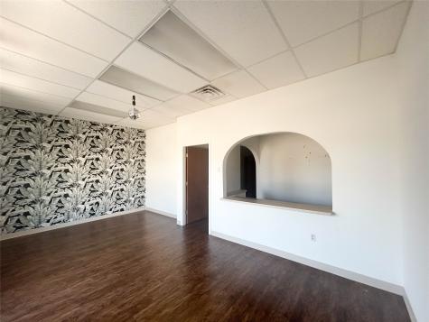 1905 W Ennis Avenue Ennis TX 75119