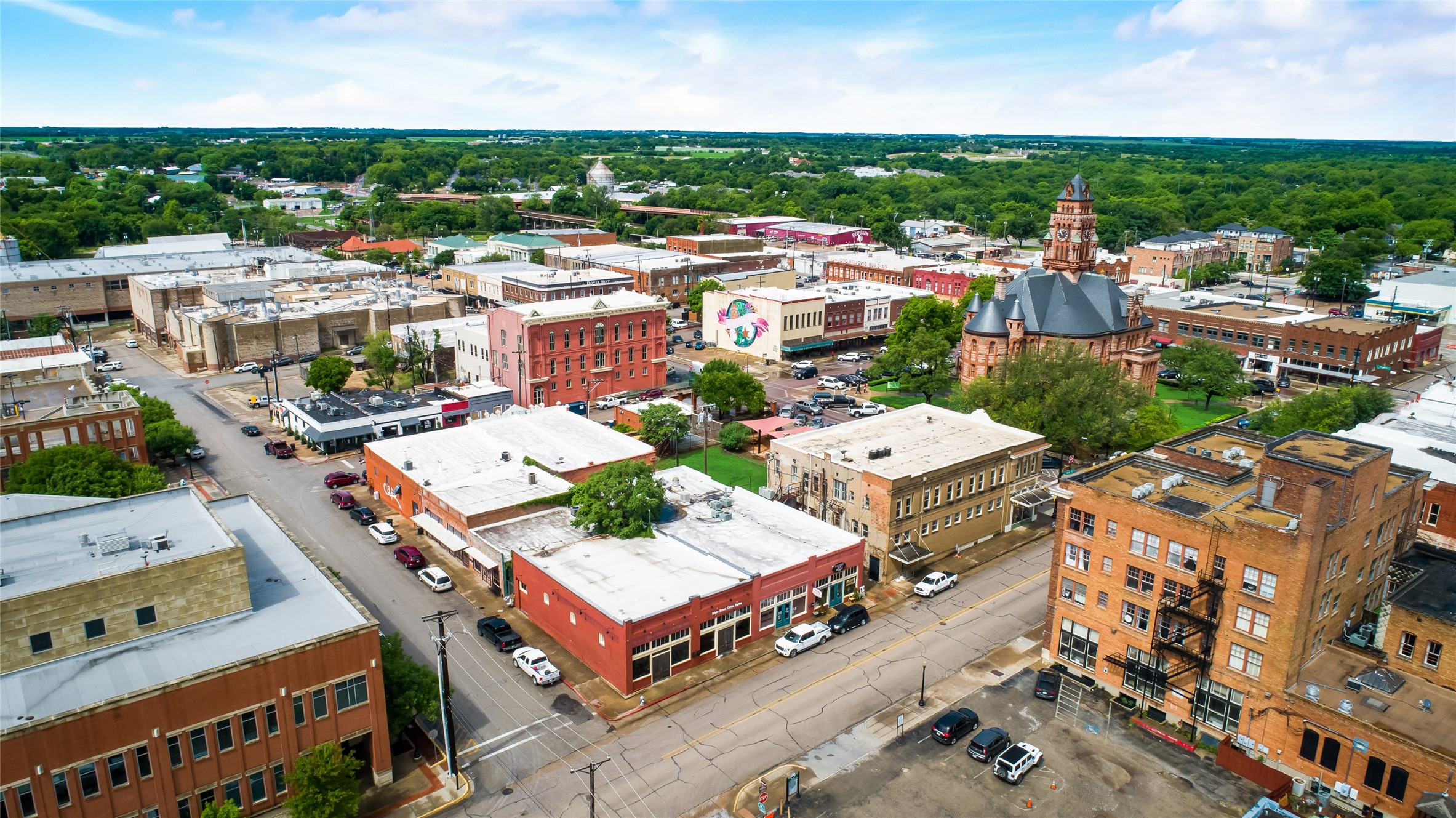 114 E Main Street Waxahachie TX 75165
