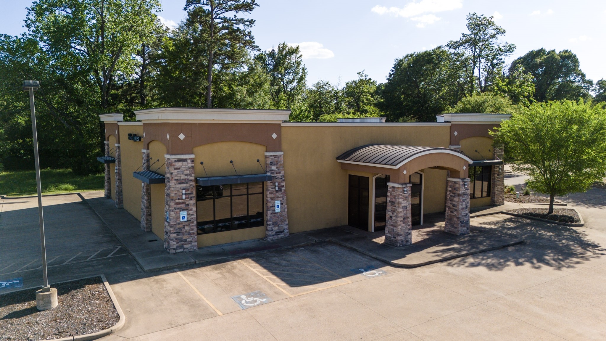 520 N Main Street Lindale TX 75771