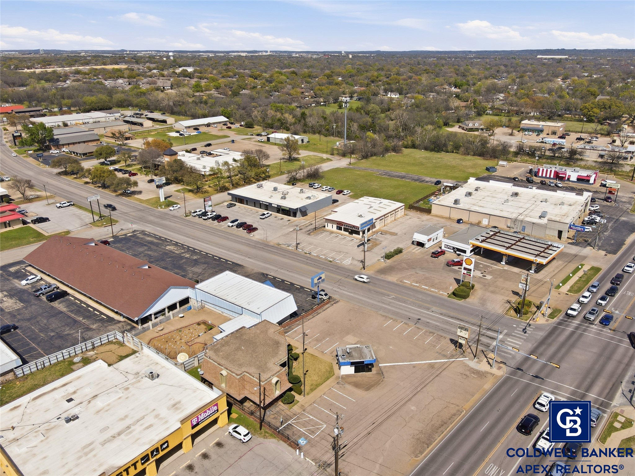 1500 W Henderson Street Cleburne TX 76033