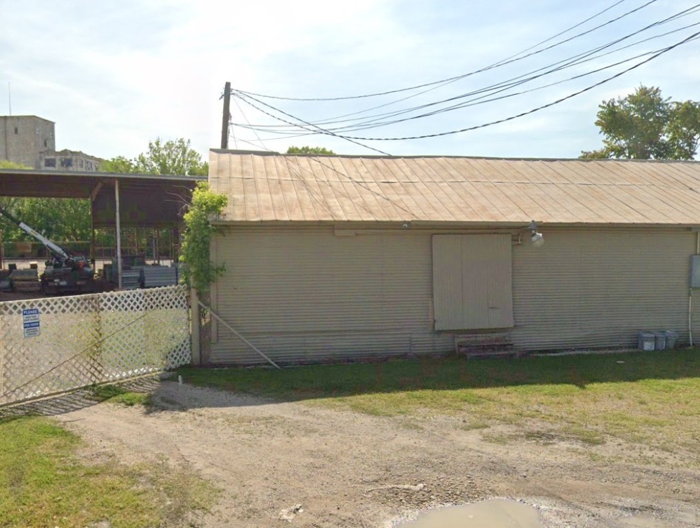 517 E Broadway Street Gainesville TX 76240