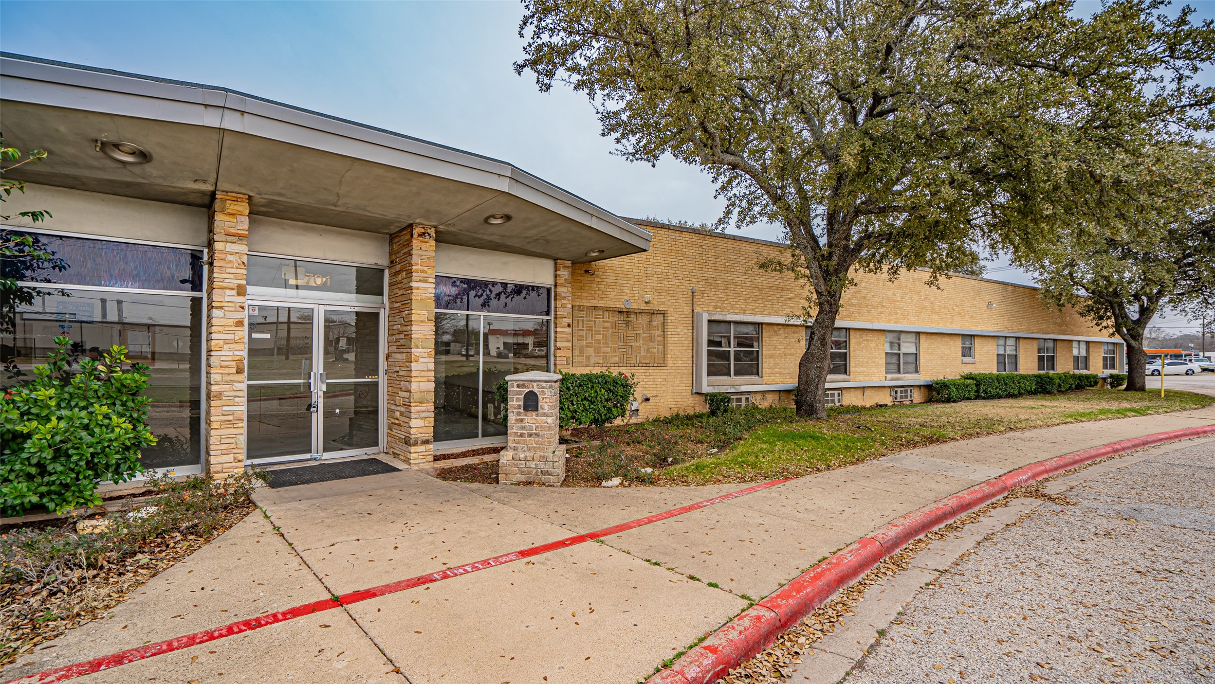 701 S Cherry Lane White Settlement TX 76108