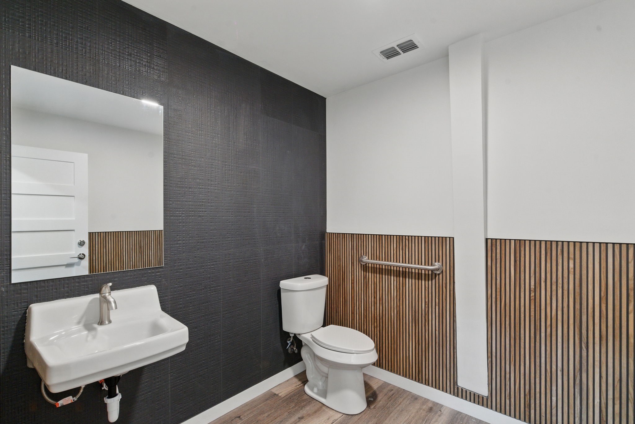 120 W Scenic Trail Weatherford TX 76088