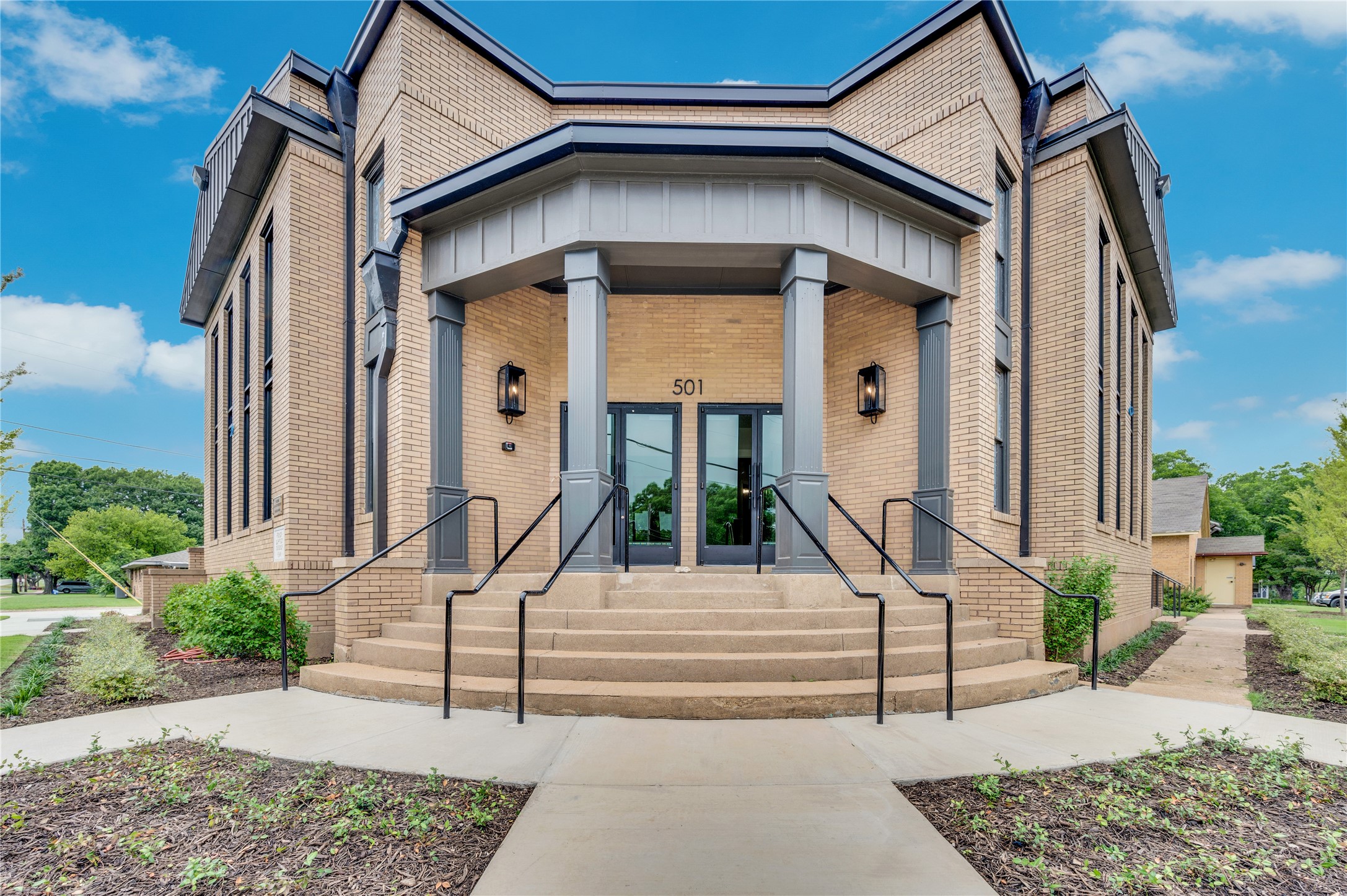501 W Avenue F Midlothian TX 76065