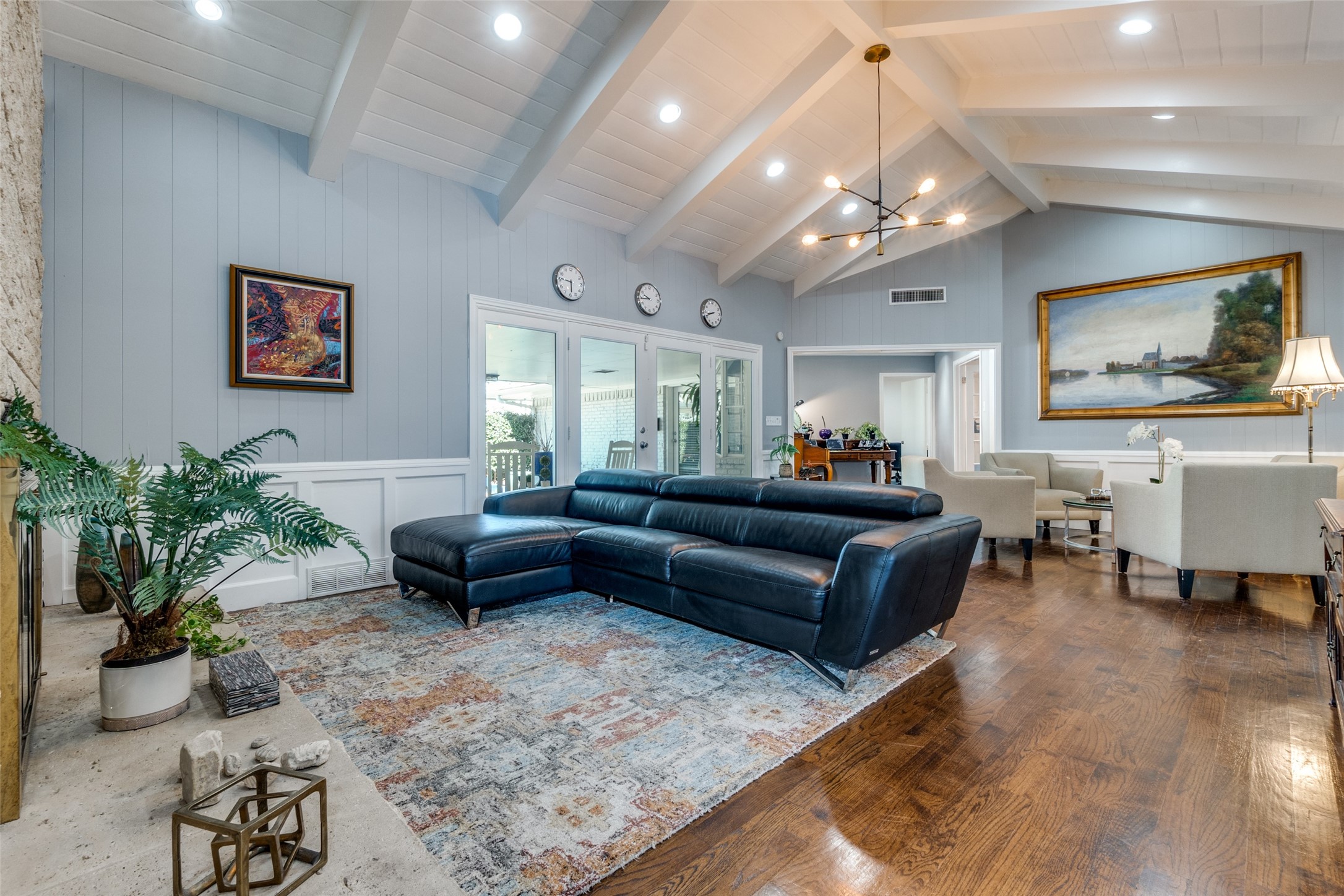 2605 Thomas Avenue Dallas TX 75204