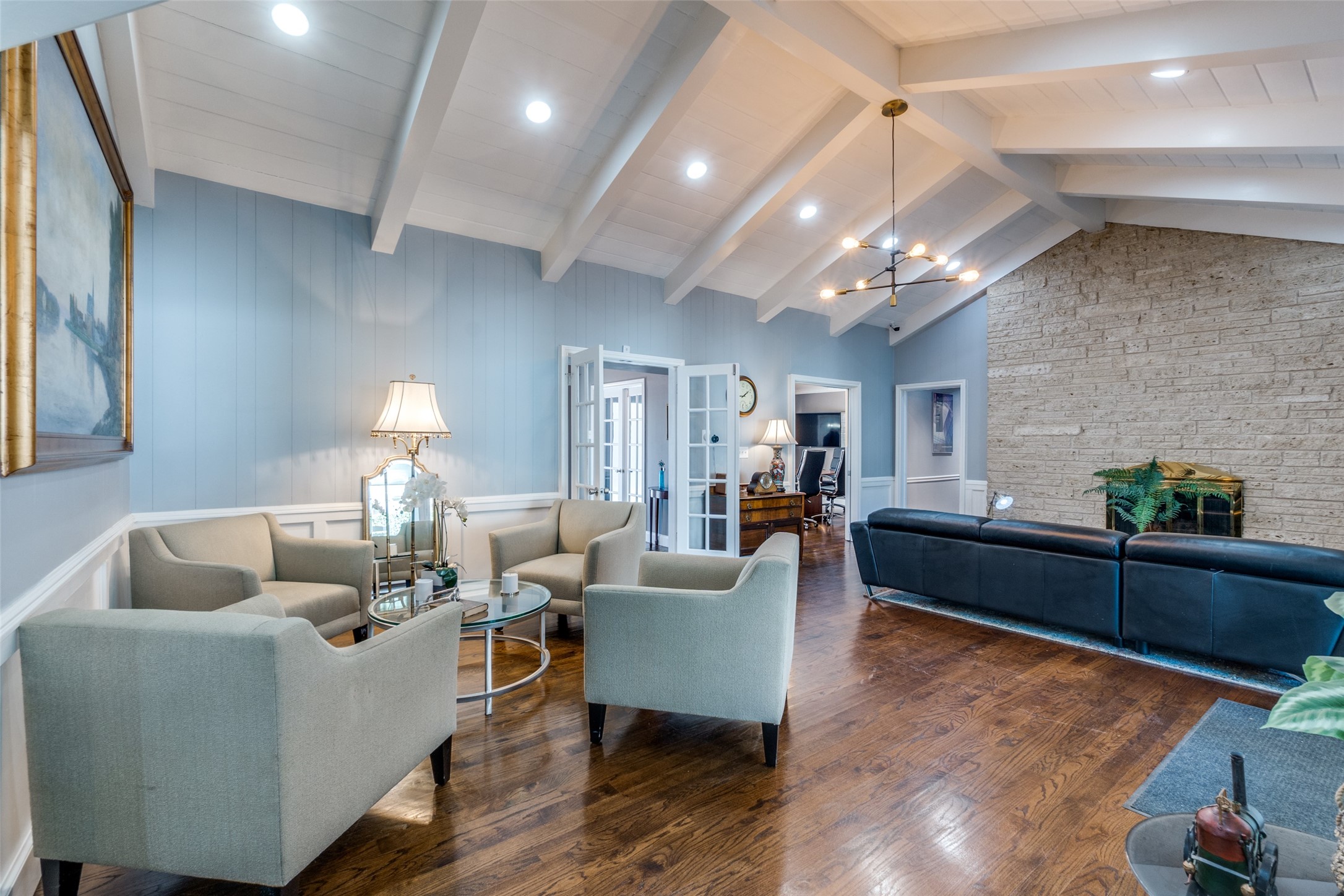 2605 Thomas Avenue Dallas TX 75204
