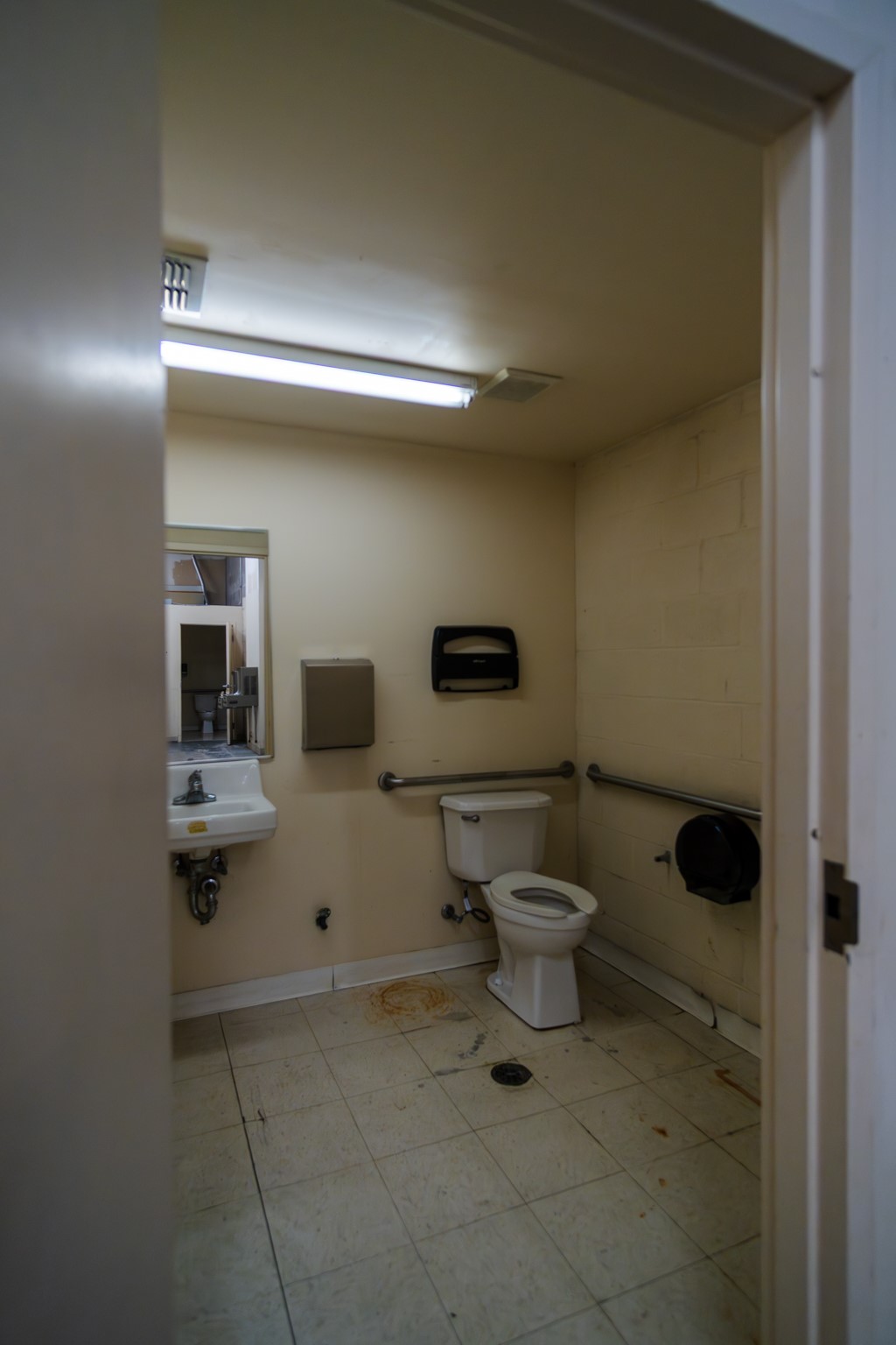 2001 N State Highway 121 Bonham TX 75418