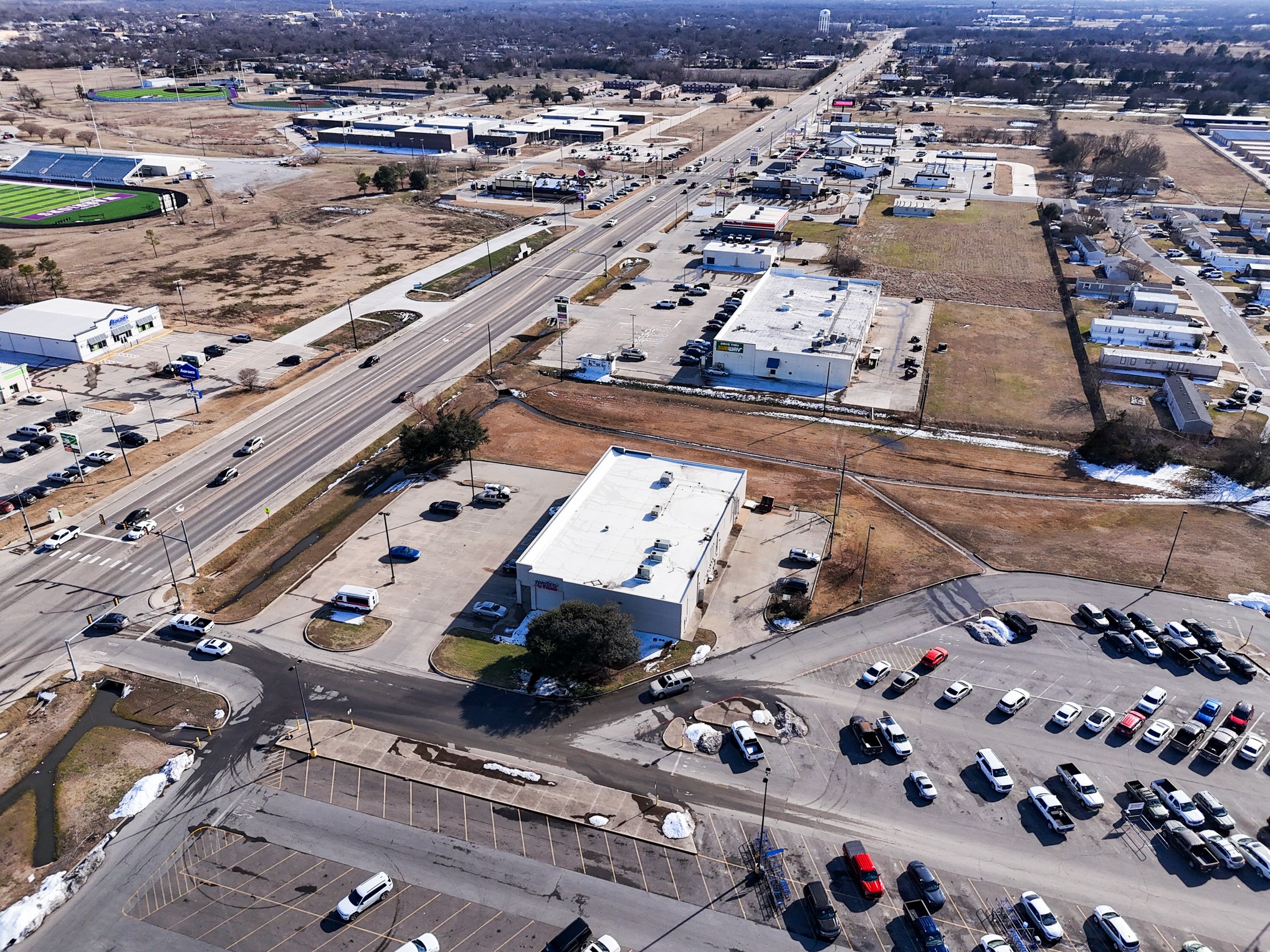 2001 N State Highway 121 Bonham TX 75418