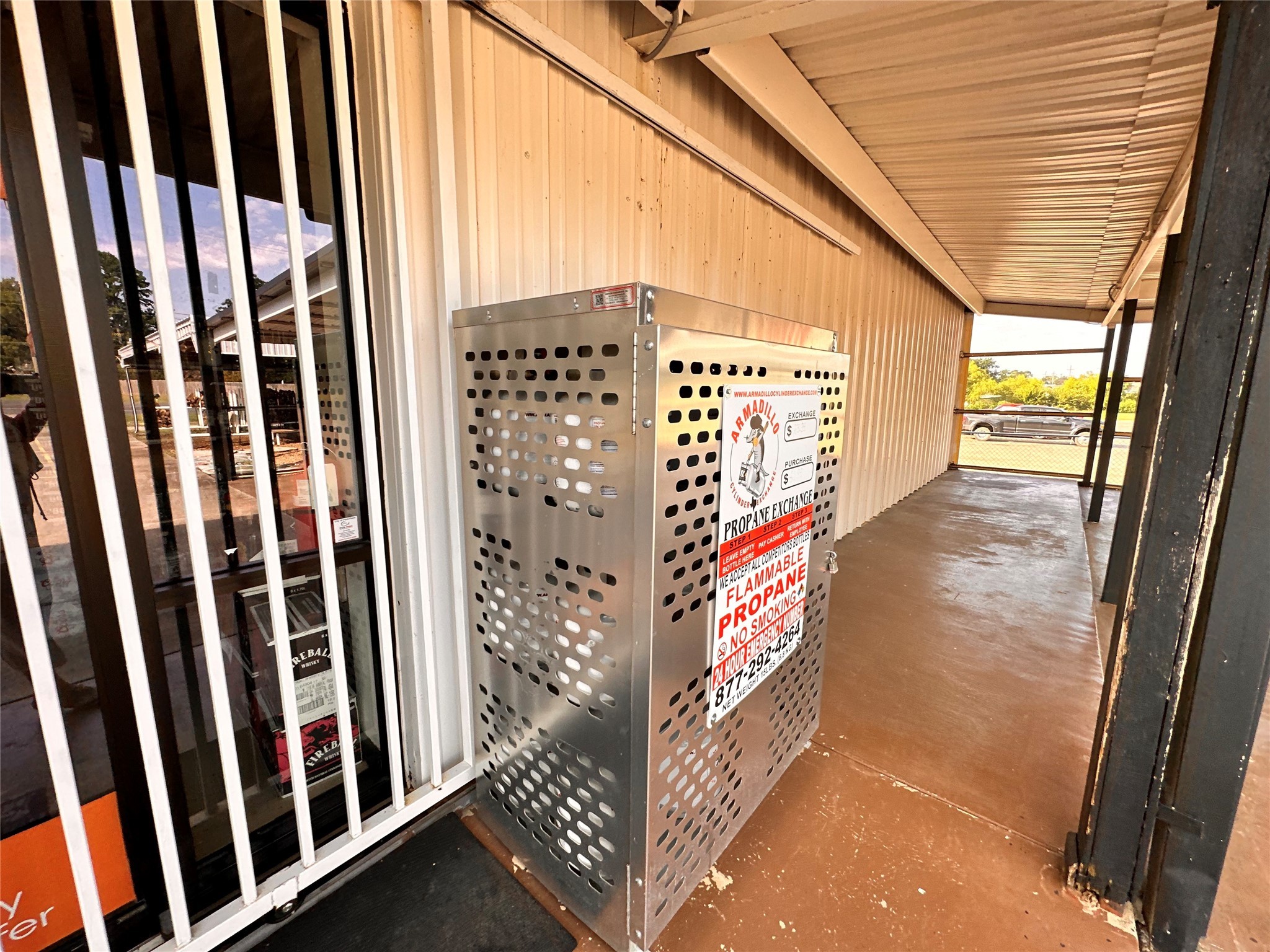 1137 S Highway 377 Pilot Point TX 76258