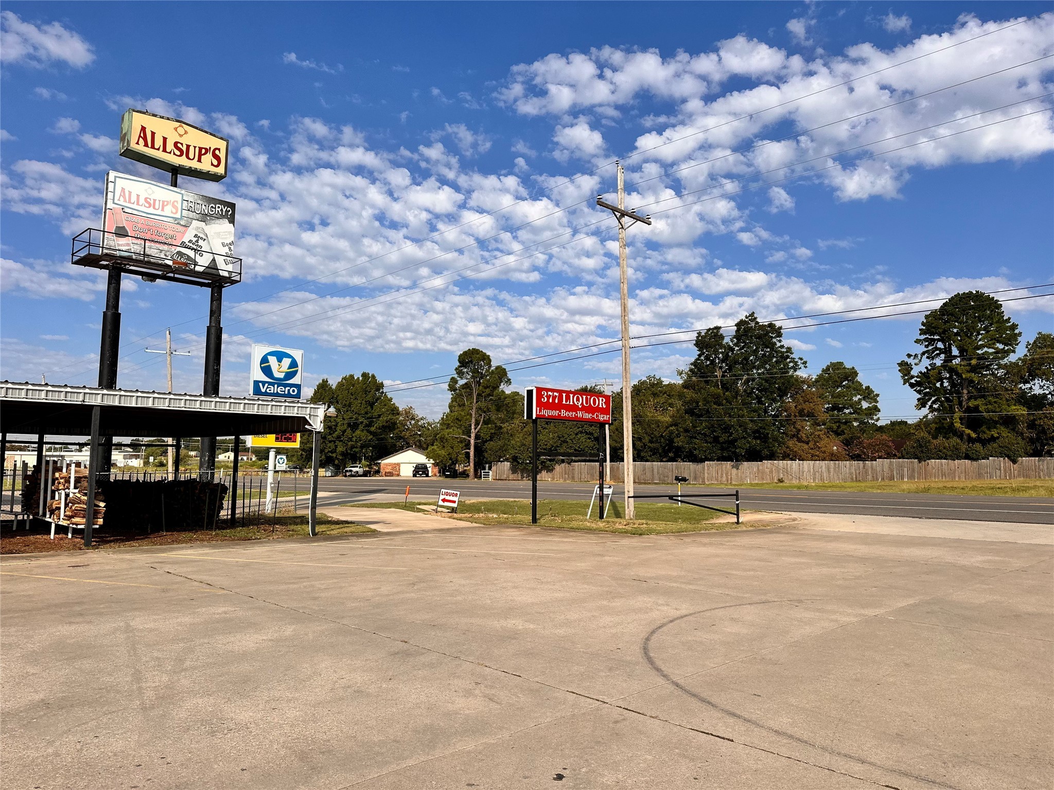 1137 S Highway 377 Pilot Point TX 76258