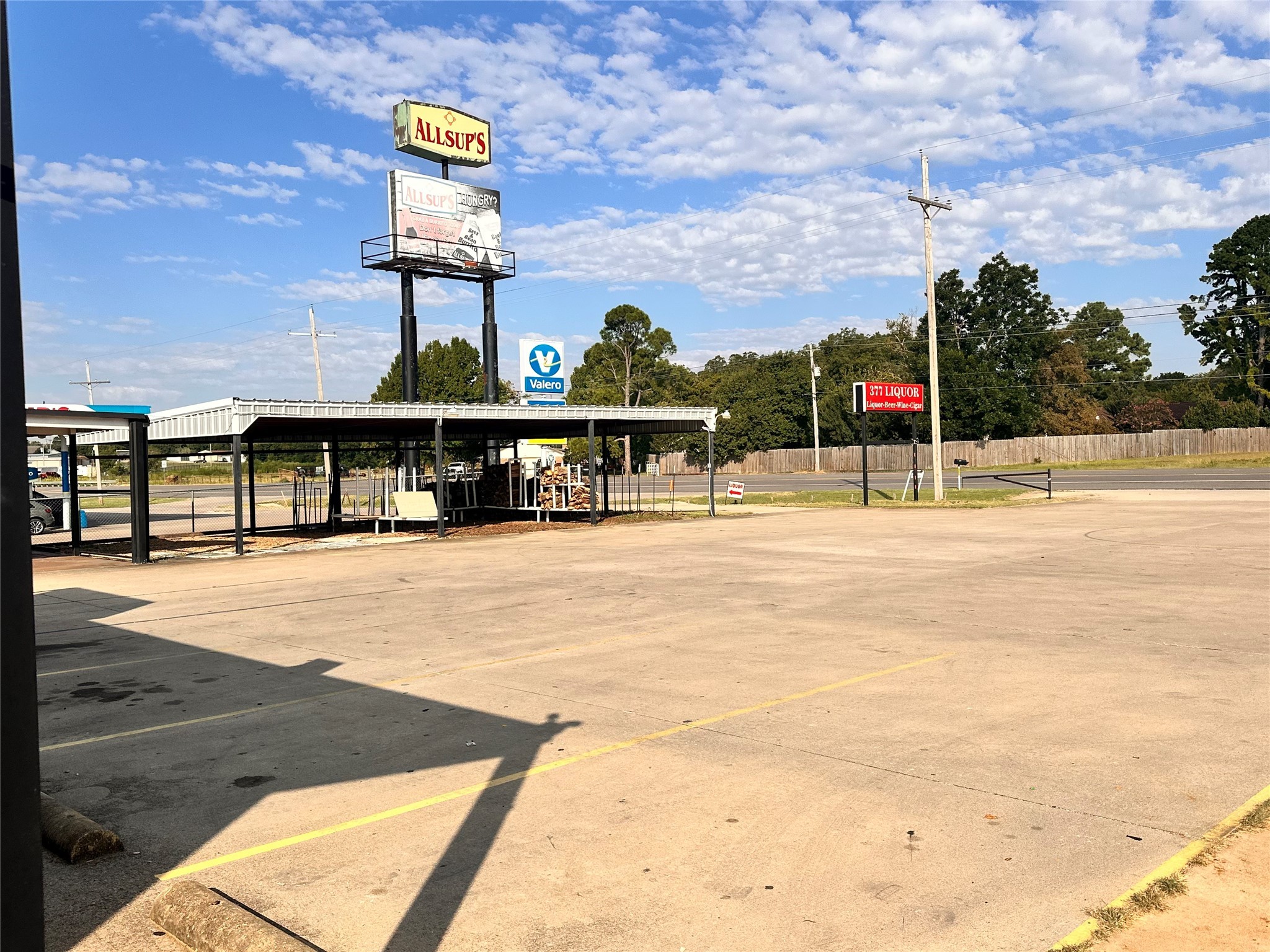 1137 S Highway 377 Pilot Point TX 76258