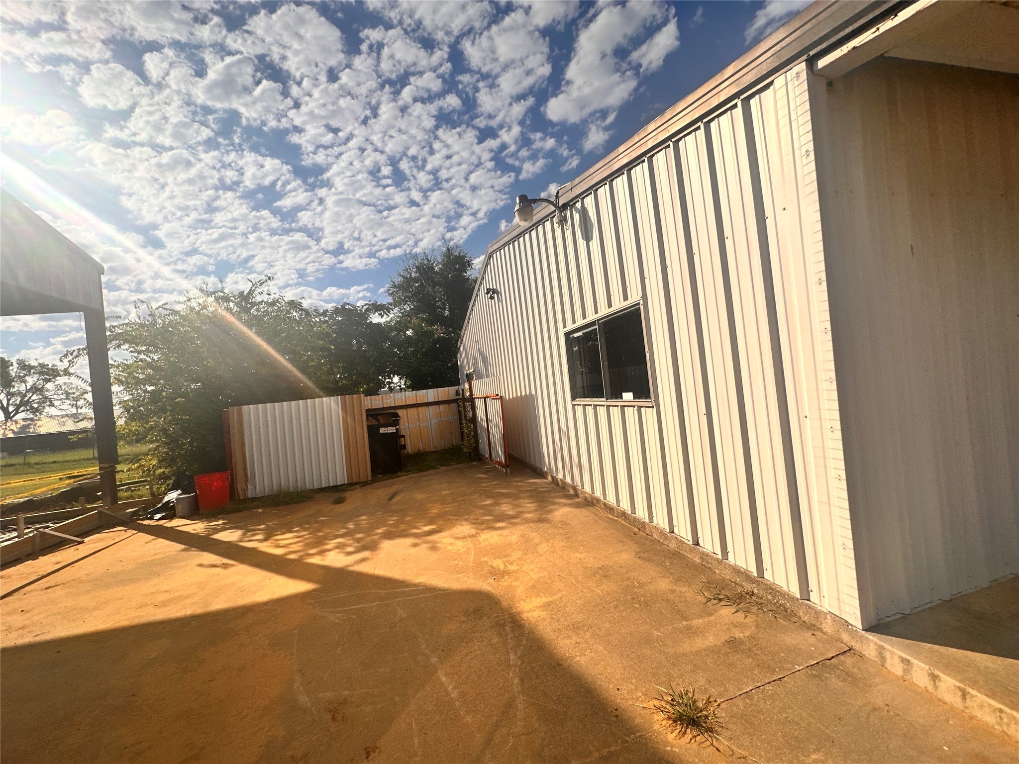 1137 S Highway 377 Pilot Point TX 76258