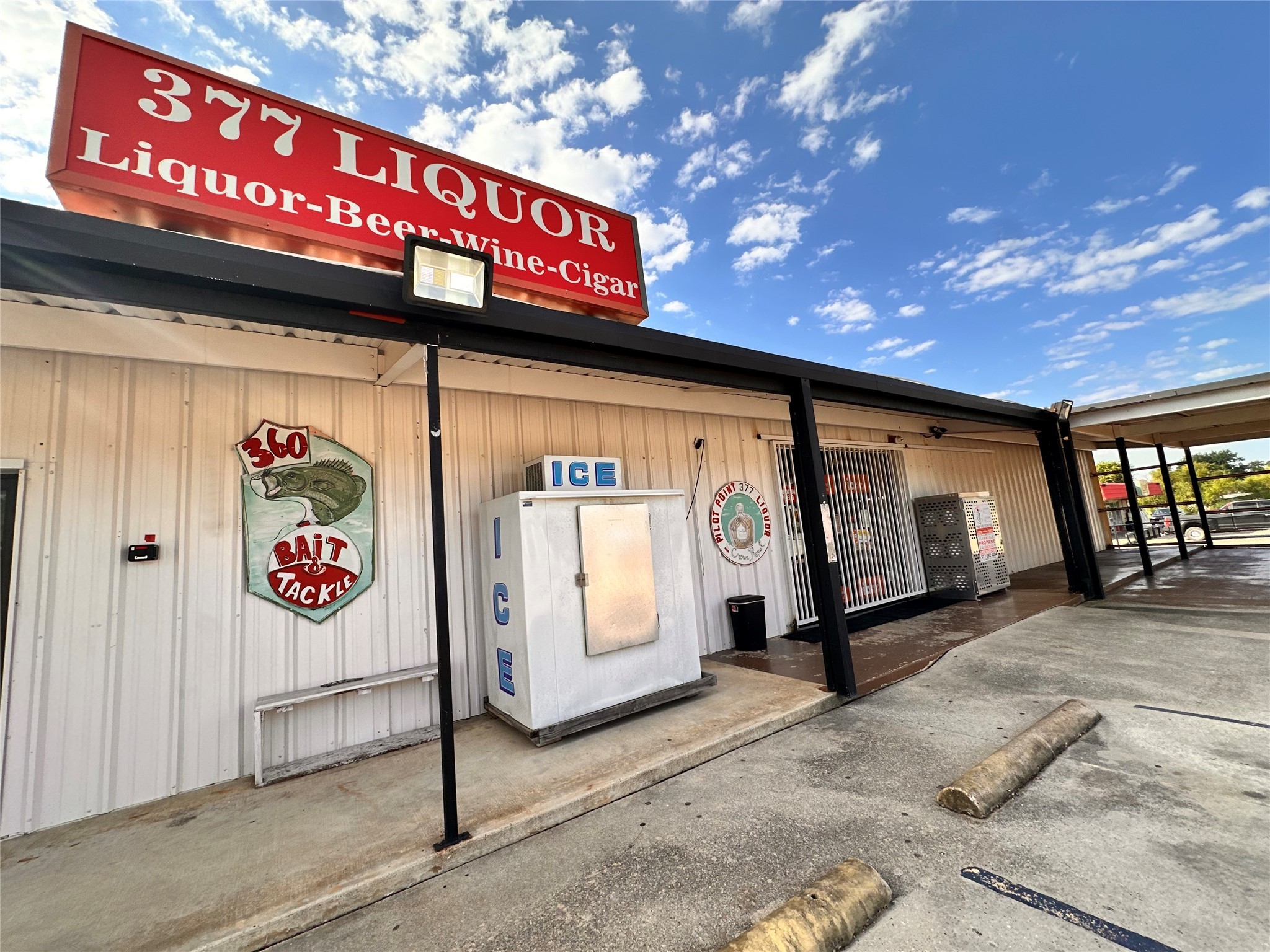 1137 S Highway 377 Pilot Point TX 76258