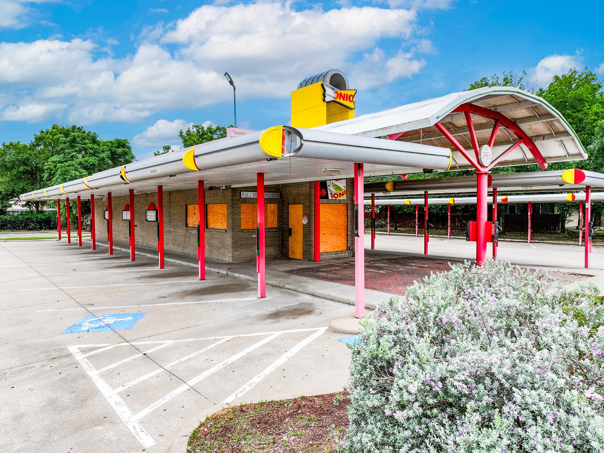 1300 W Pioneer Drive Irving TX 75061