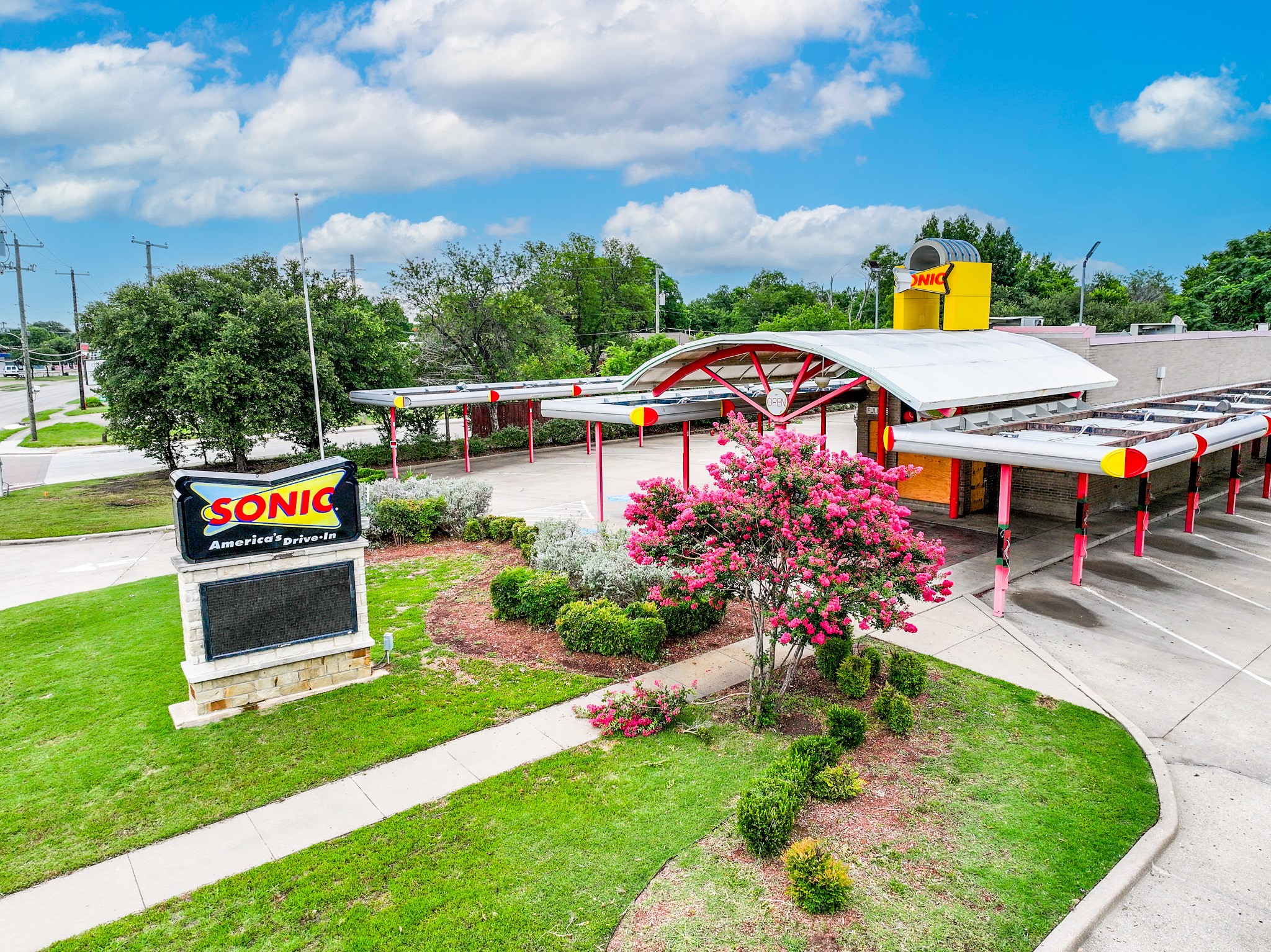 1300 W Pioneer Drive Irving TX 75061