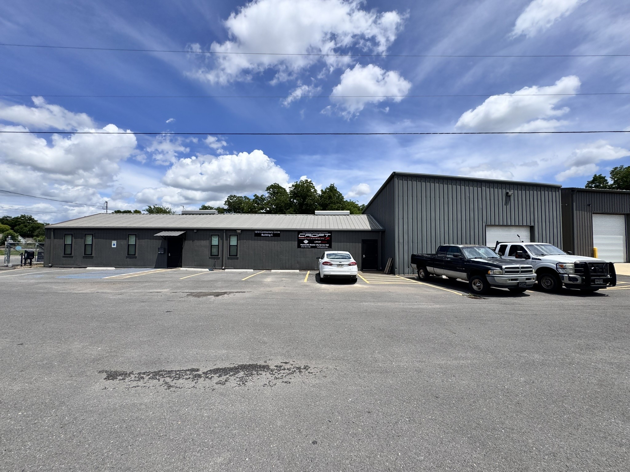 1010 Contractors Circle Bossier City LA 71111