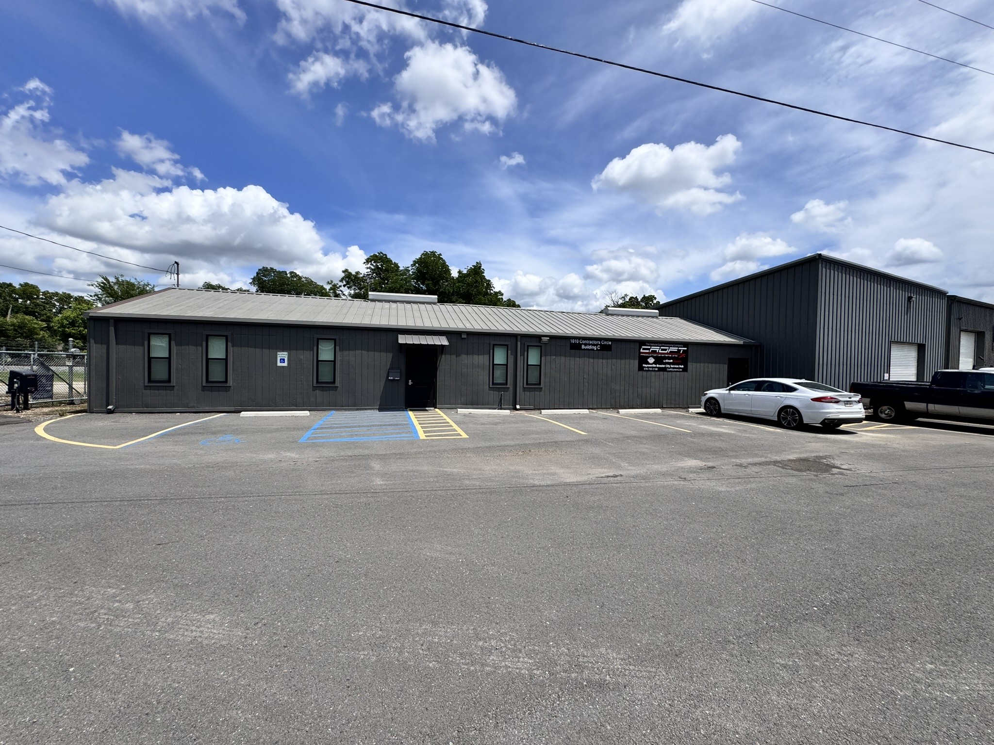 1010 Contractors Circle Bossier City LA 71111