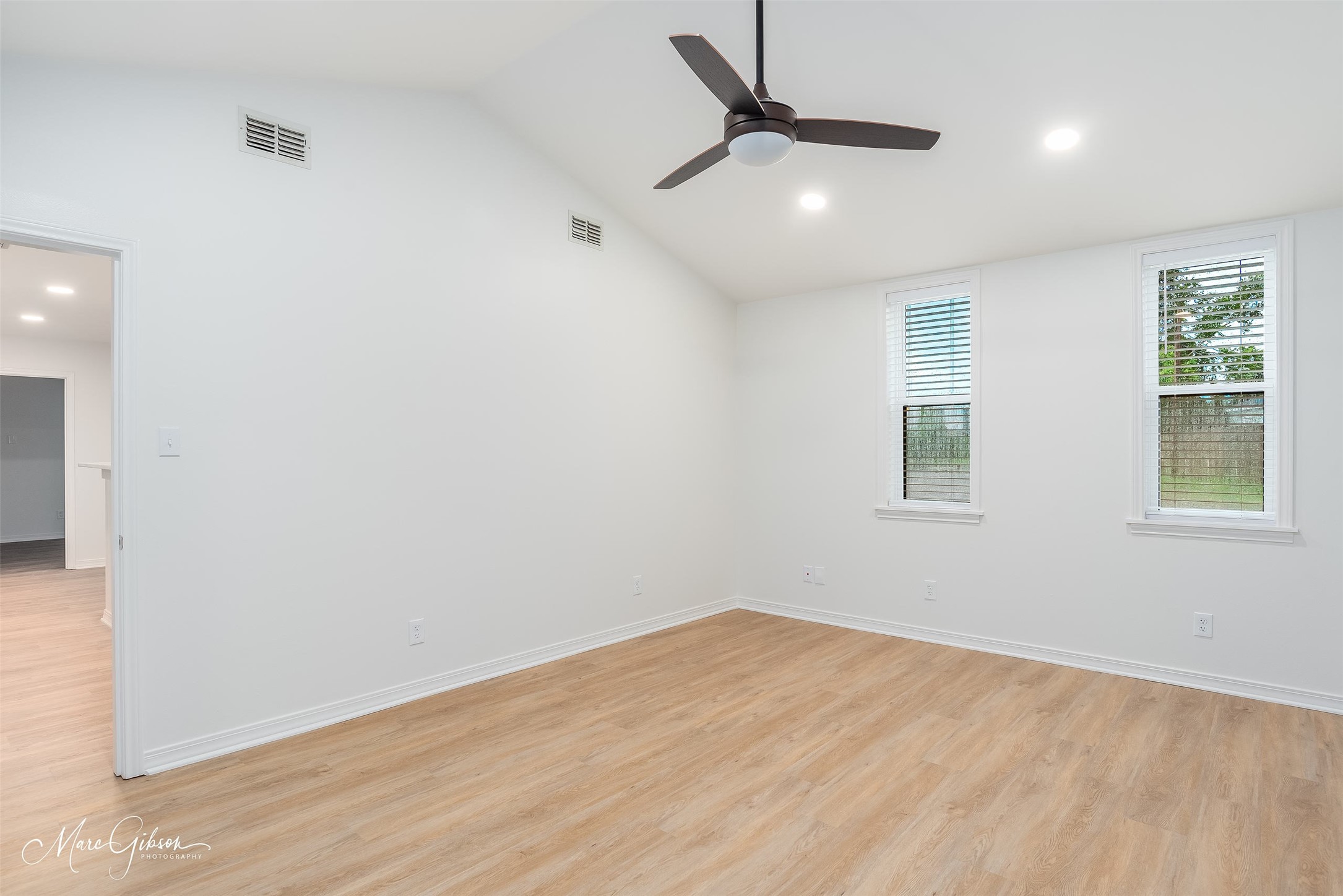 1010 Contractors Circle Bossier City LA 71111