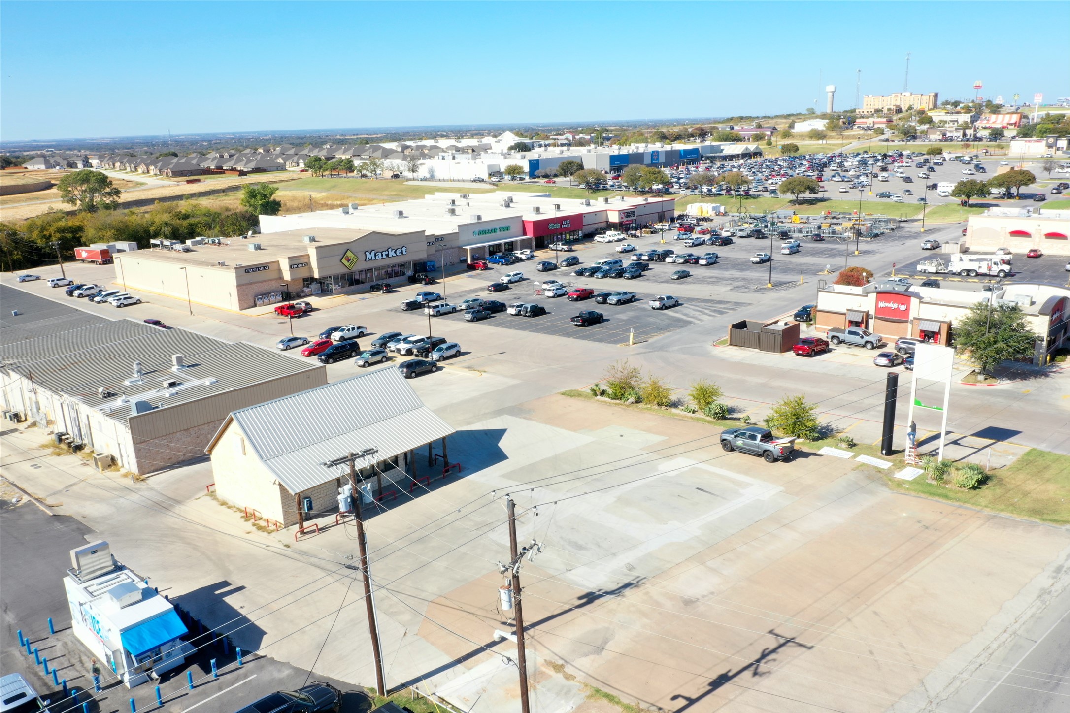 1210 S Fm 51 Decatur TX 76234