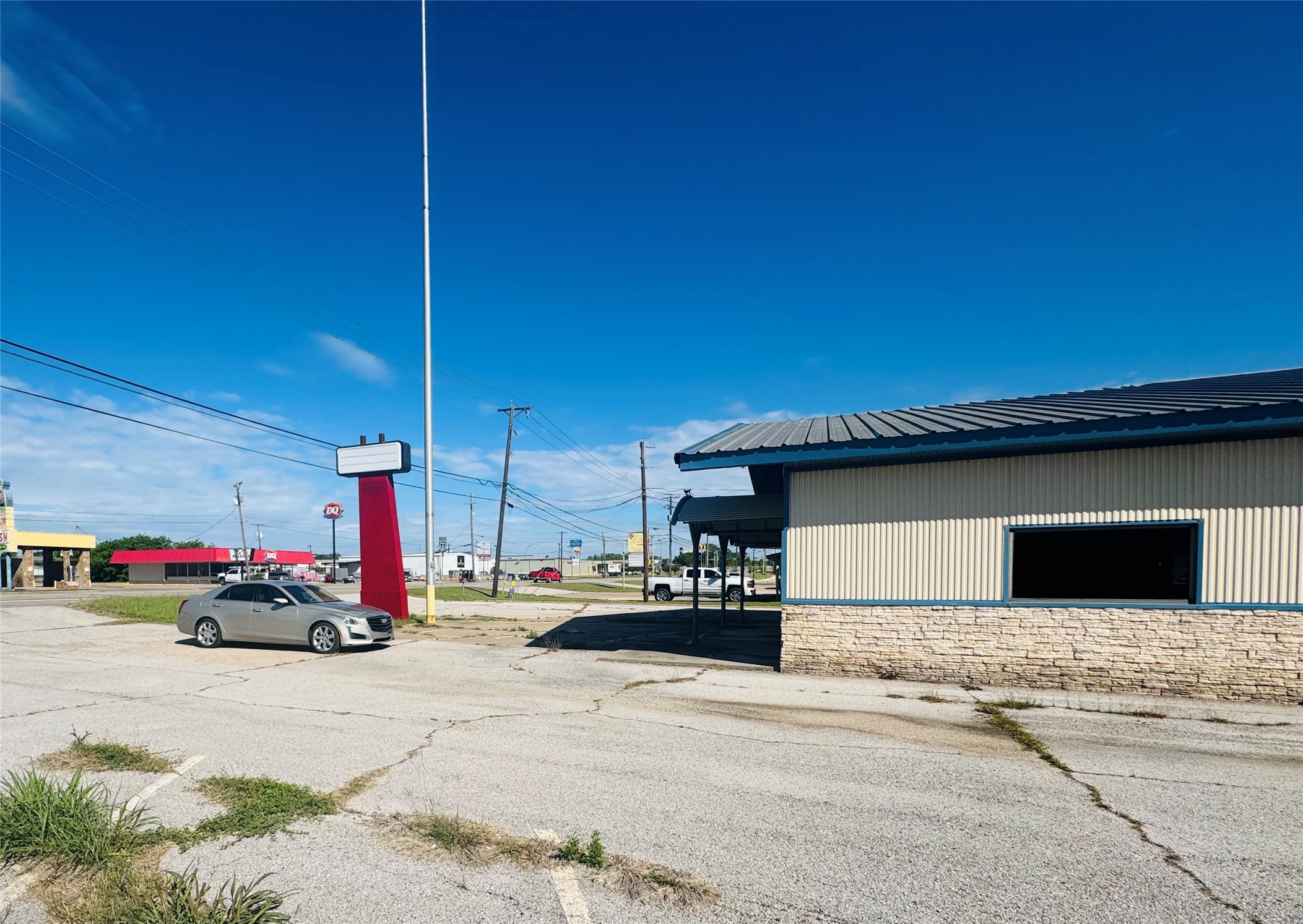 407 N Robinson Drive Robinson TX 76706