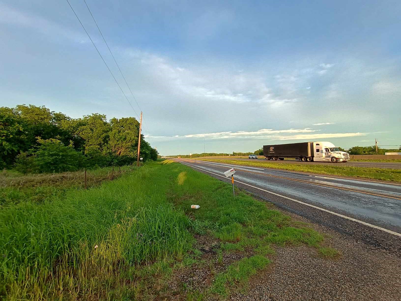 5330 I-30 Campbell TX 75422