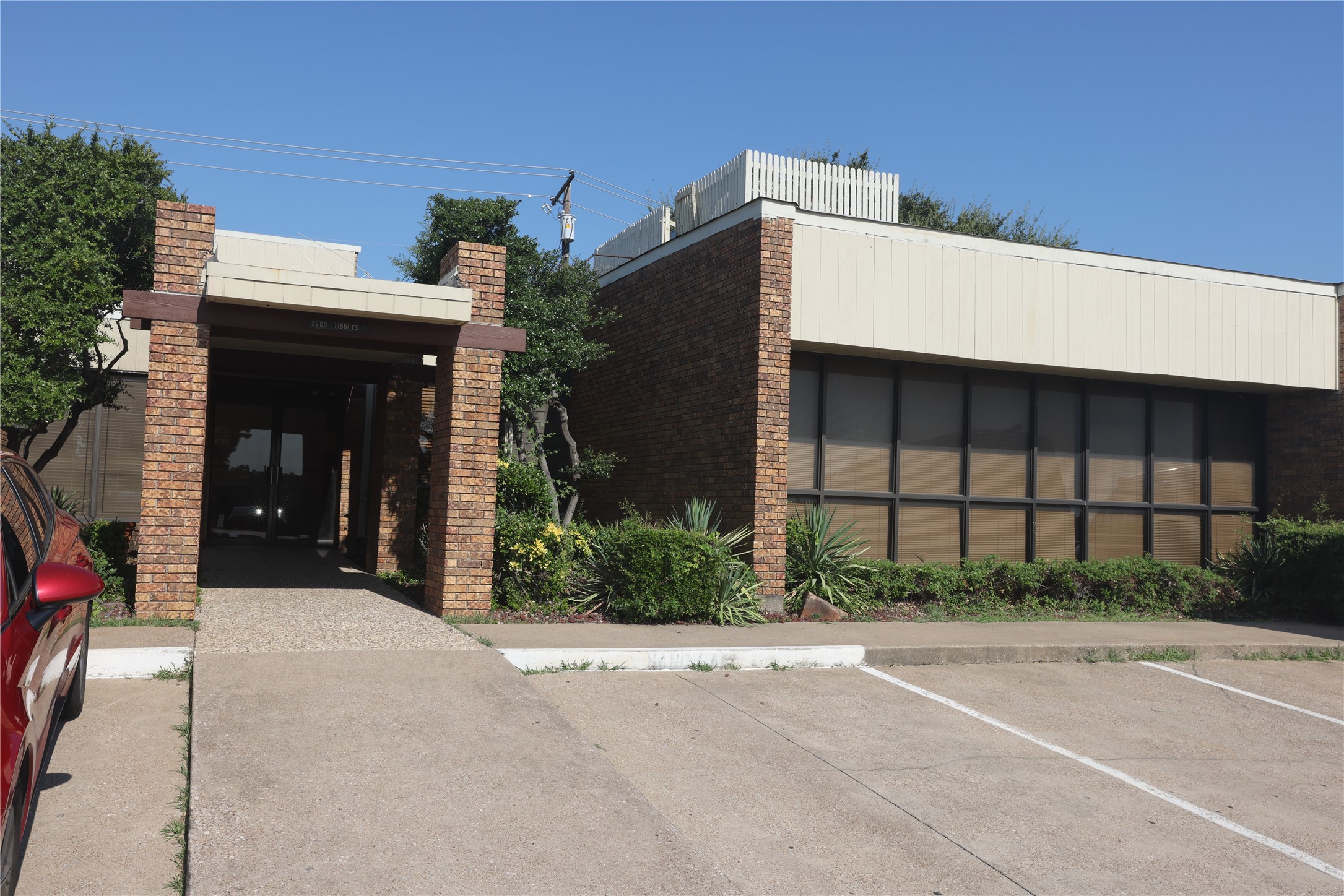 2600 Tibbets Drive Bedford TX 76022