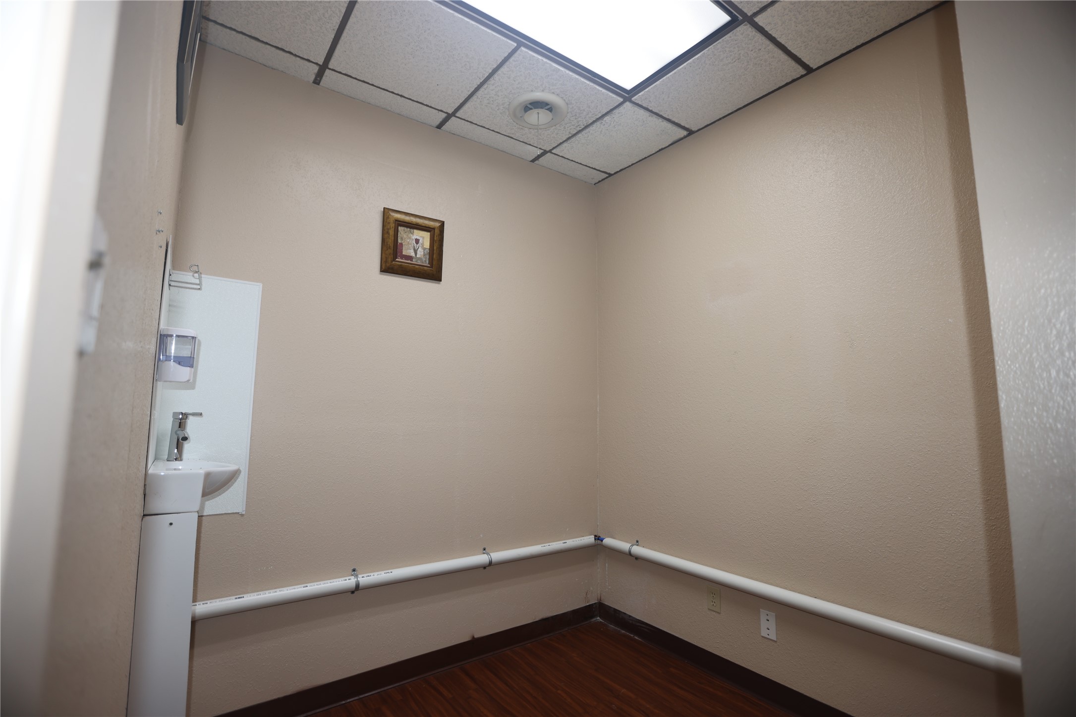 2600 Tibbets Drive Bedford TX 76022